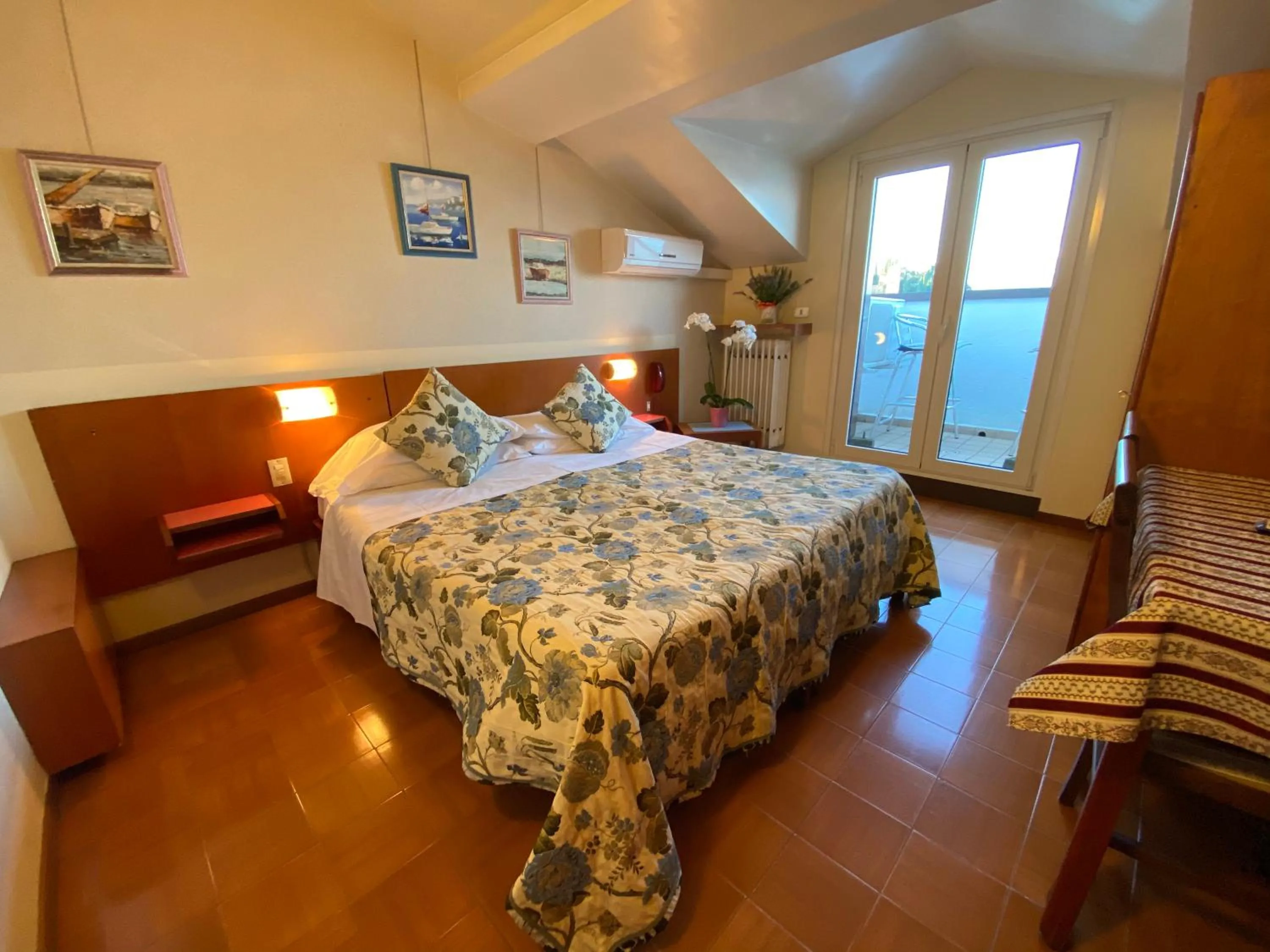 Bedroom in Hotel Grifone