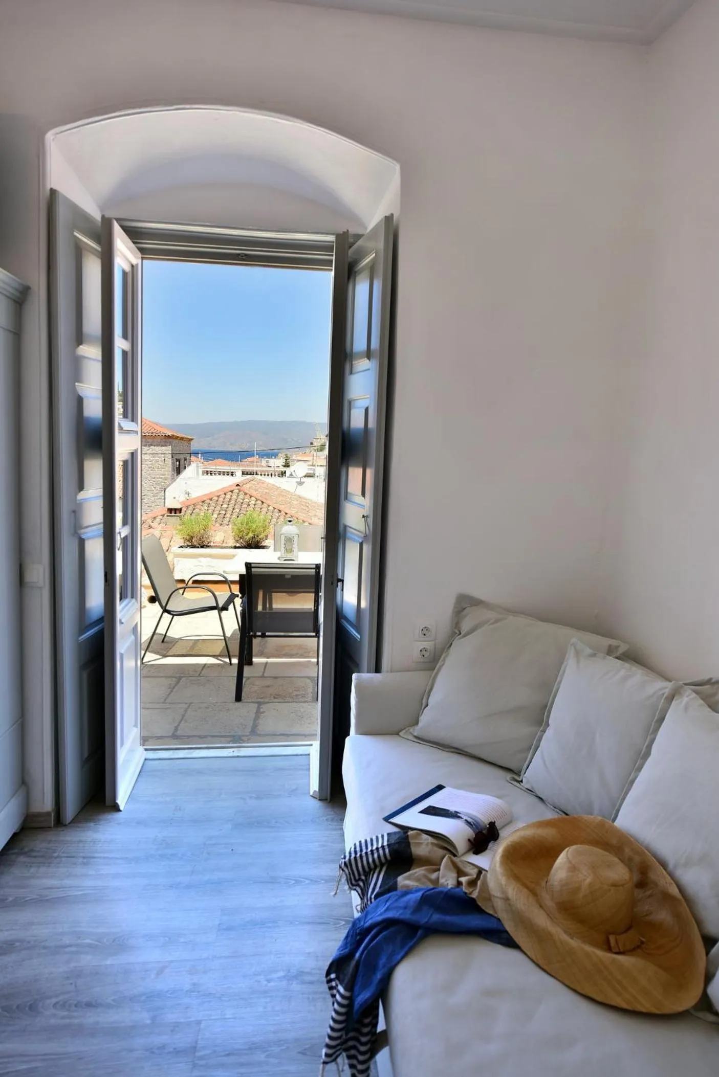Balcony/Terrace in Hydra Art Suites