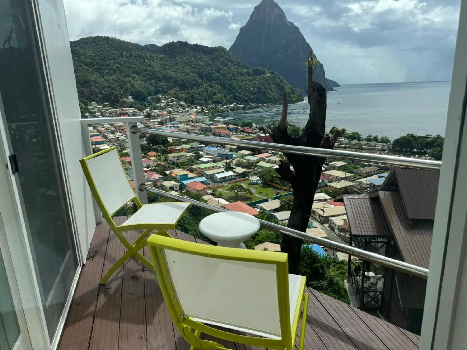 Green Fig Resort & Spa