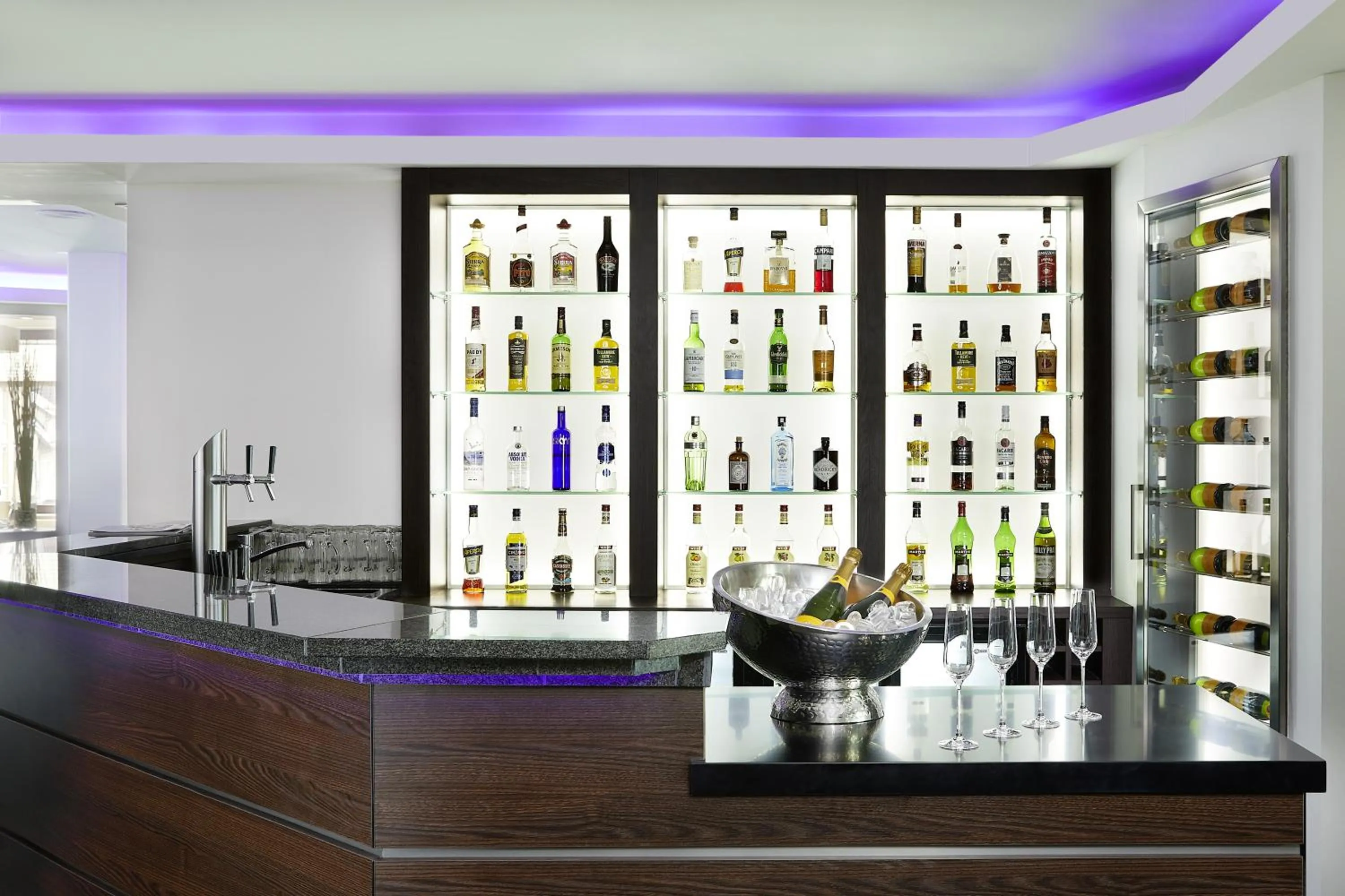 Lounge or bar in Central Hotel