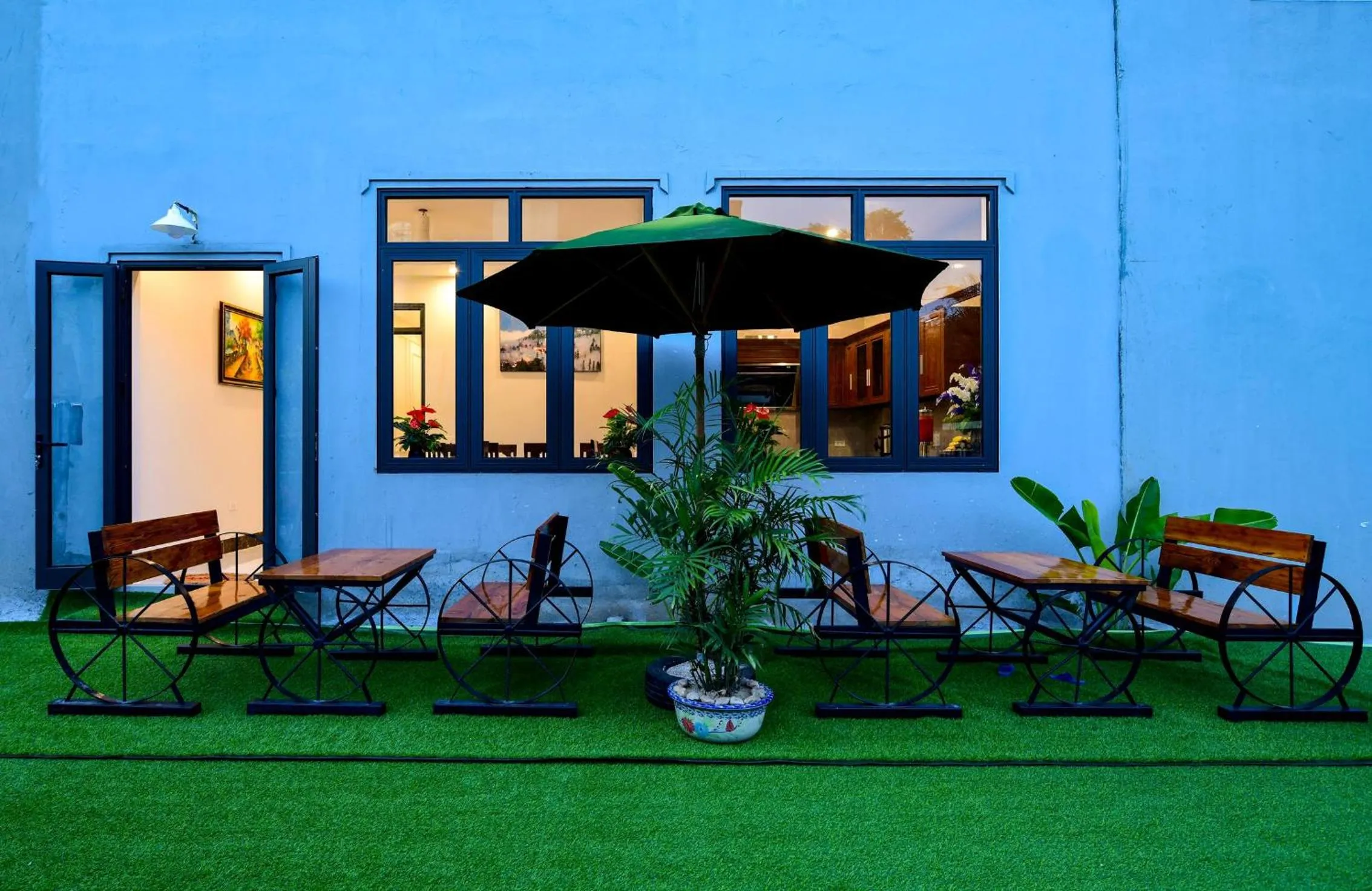 Airport Classic Hotel & Travel