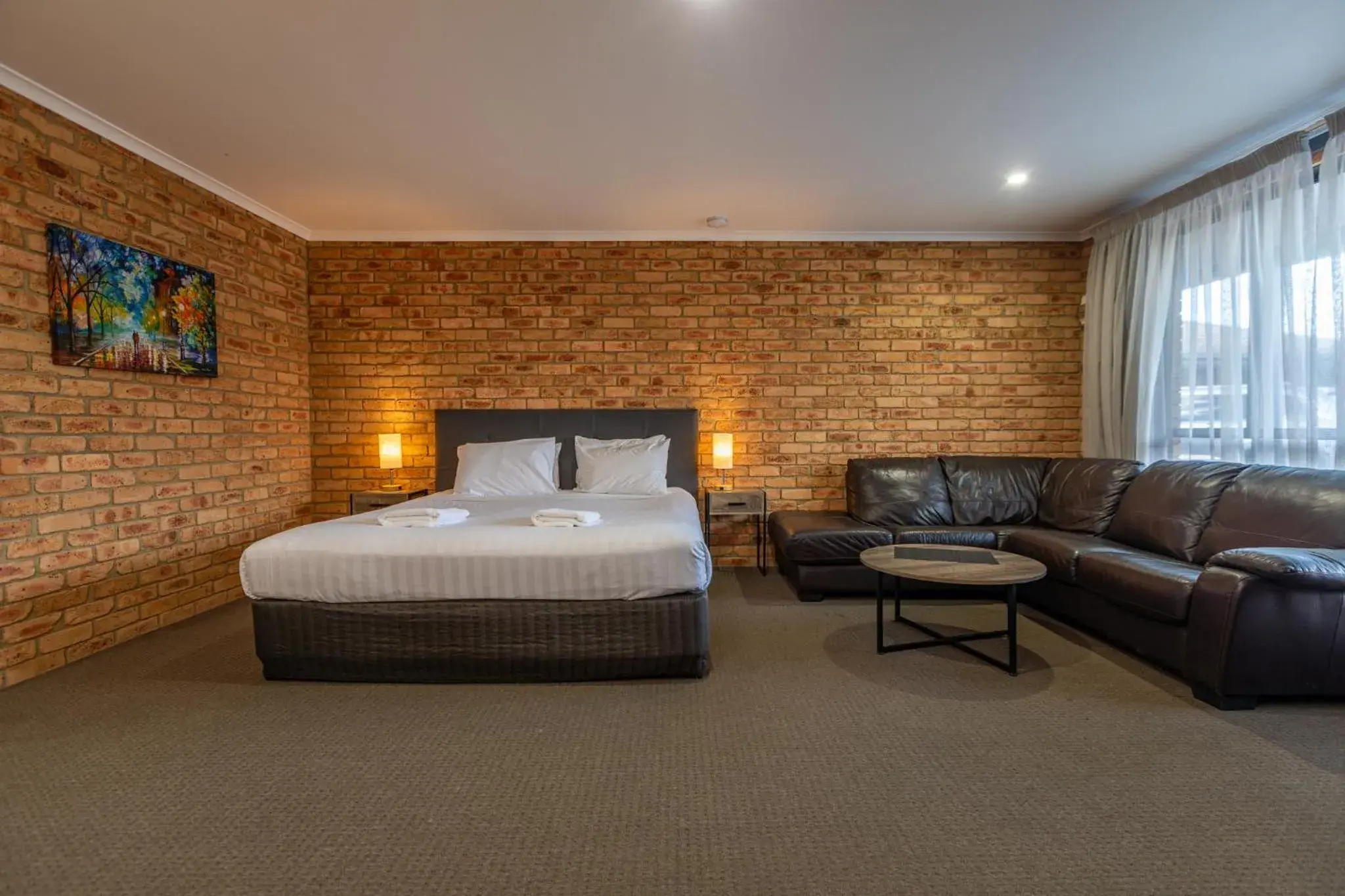 King Room with Spa Bath - single occupancy in Wonthaggi Motel King Room with Spa Bath - single occupancy in Wonthaggi Motel