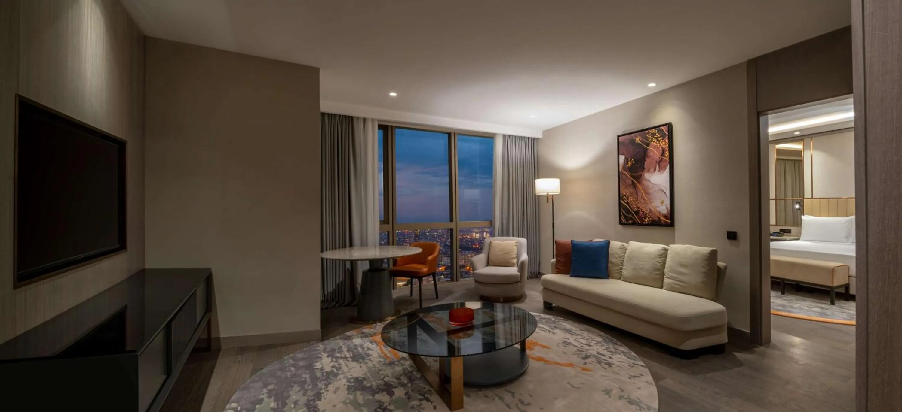 Living room, Bed in Hilton Mall Of Istanbul