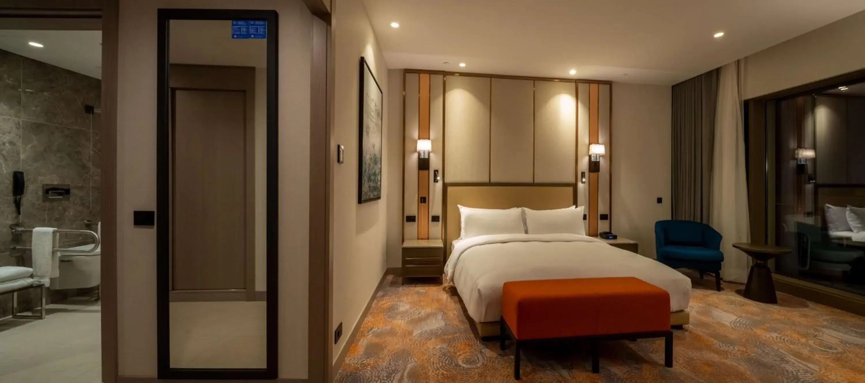 King Room - Mobility Accessible in Hilton Mall Of Istanbul King Room - Mobility Accessible in Hilton Mall Of Istanbul