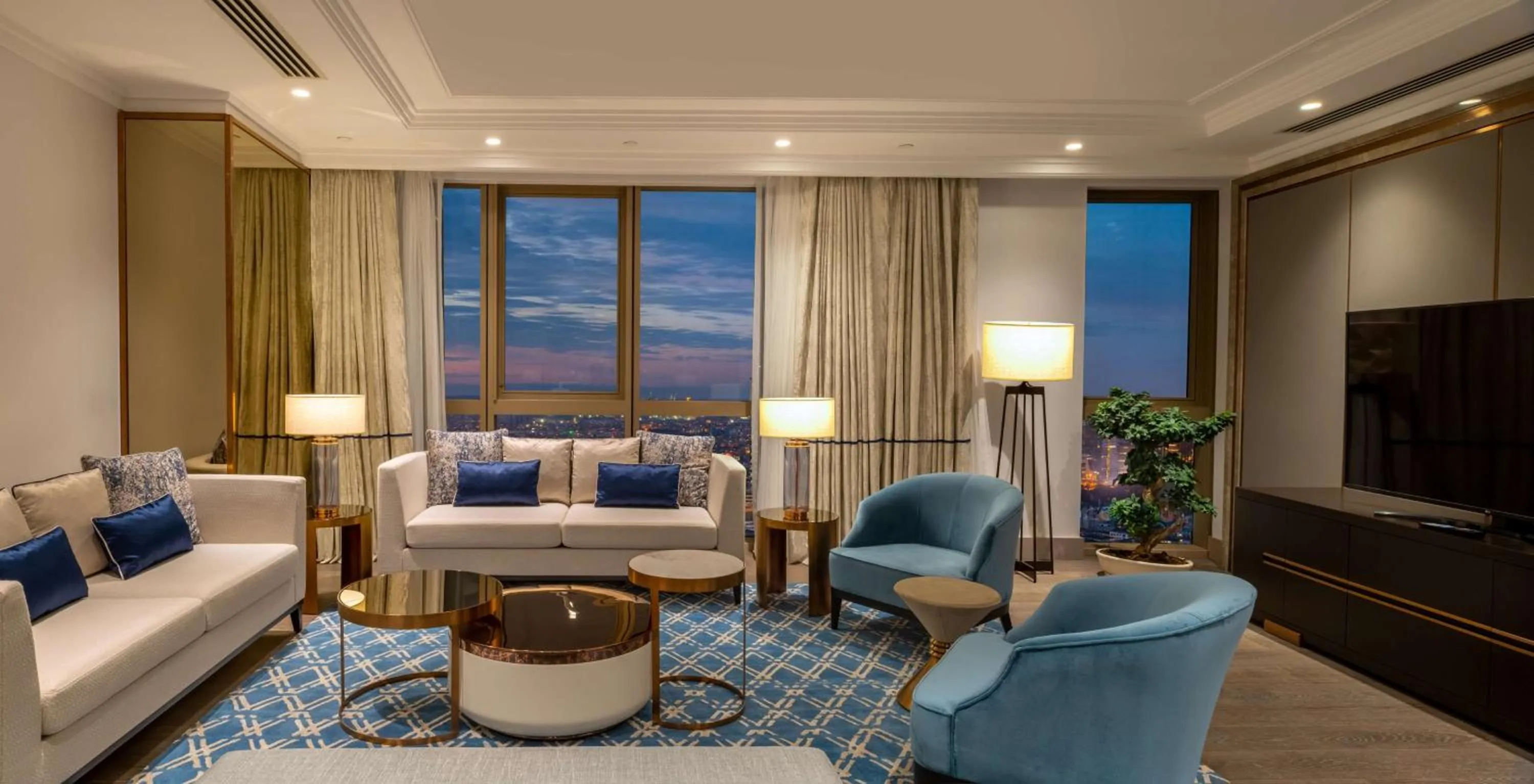 Bedroom in Hilton Mall Of Istanbul