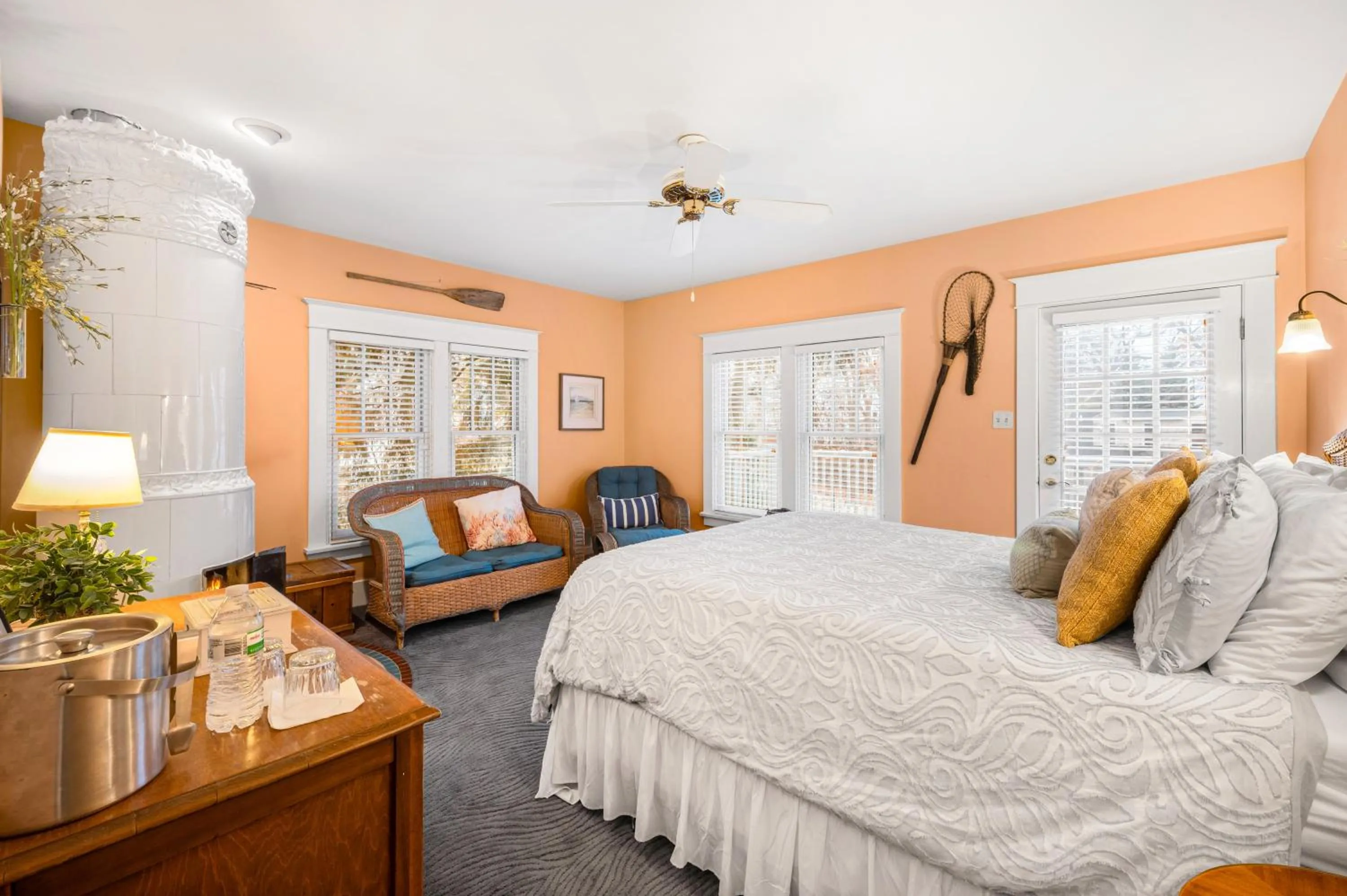 Bed in The Inn at Union Pier