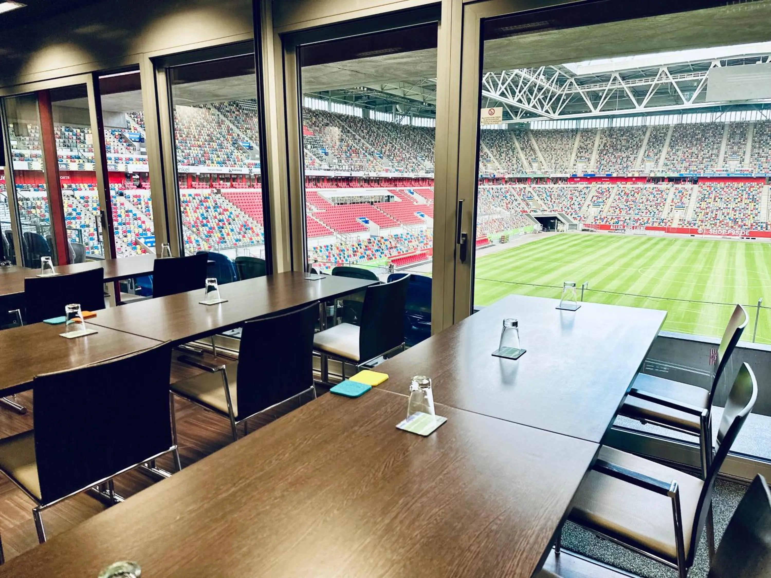 Restaurant/places to eat in Tulip Inn Hotel Düsseldorf Arena - 2 Minuten Fußweg zur Messe