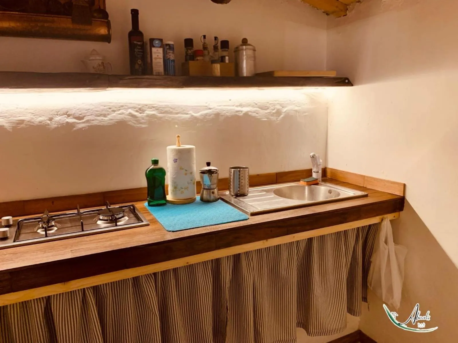 Kitchen or kitchenette in B & B Almalù