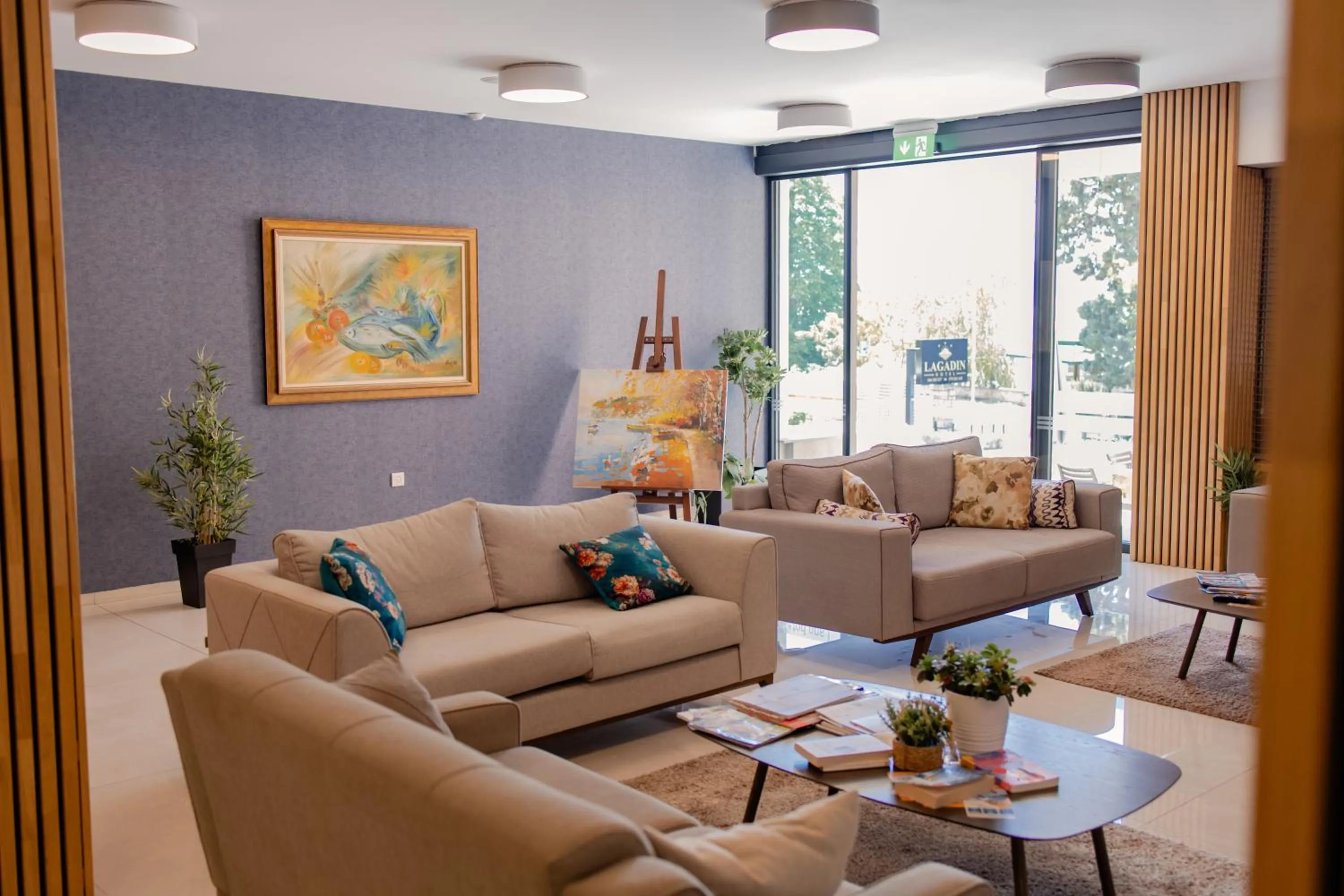 Lobby or reception in Lago Hotel