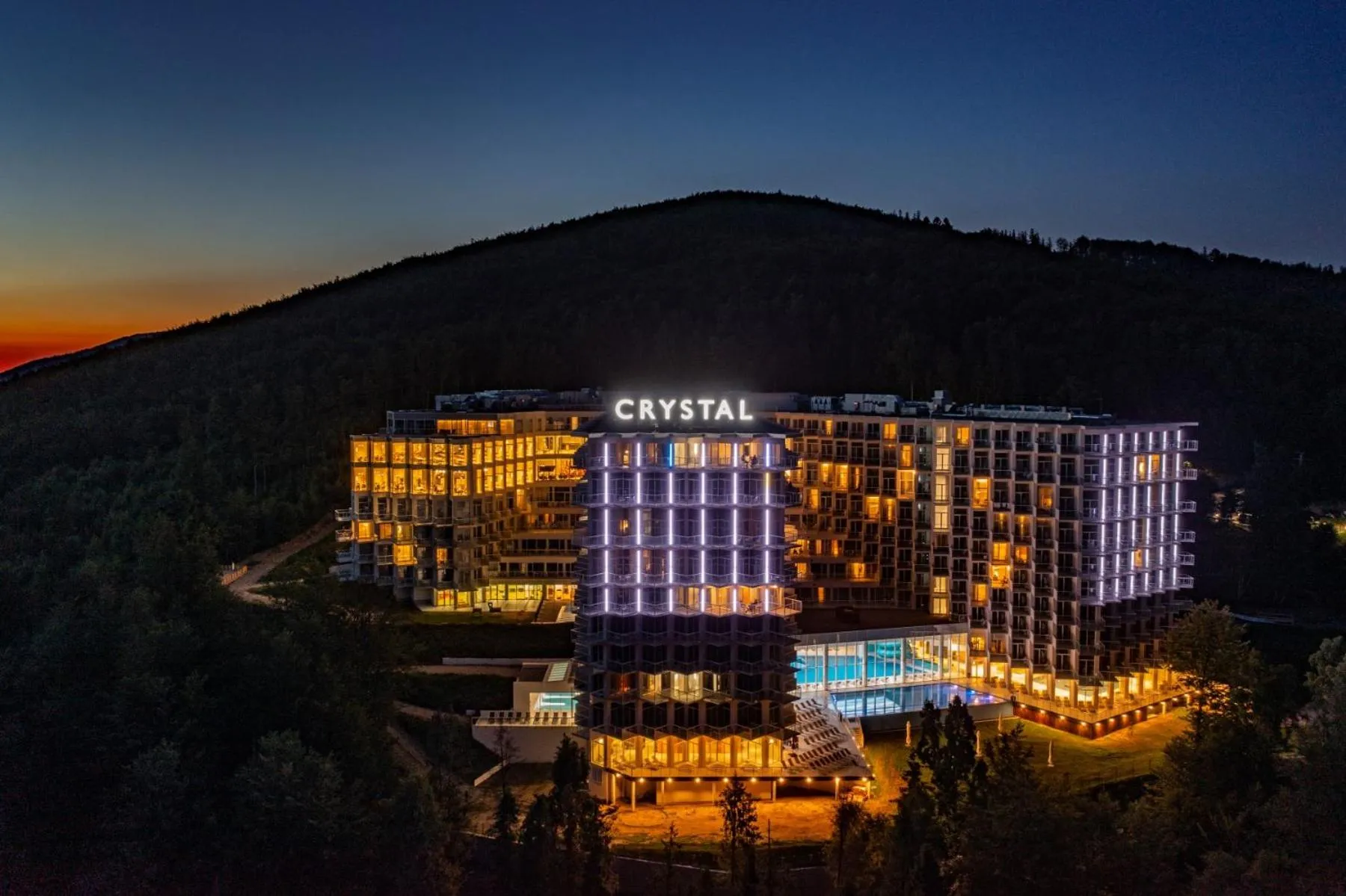 Night in Crystal Mountain Hotel Wisła