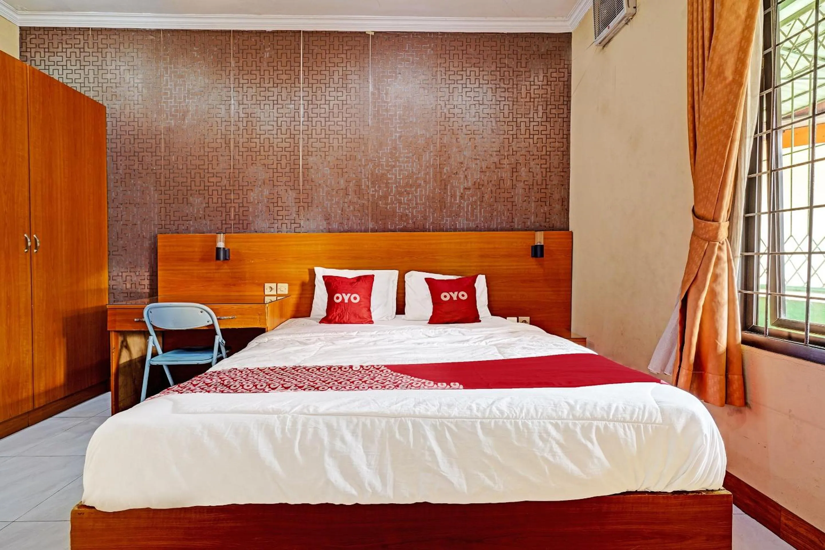 Bedroom in OYO 91547 Graha Hermawan Guest House Syariah