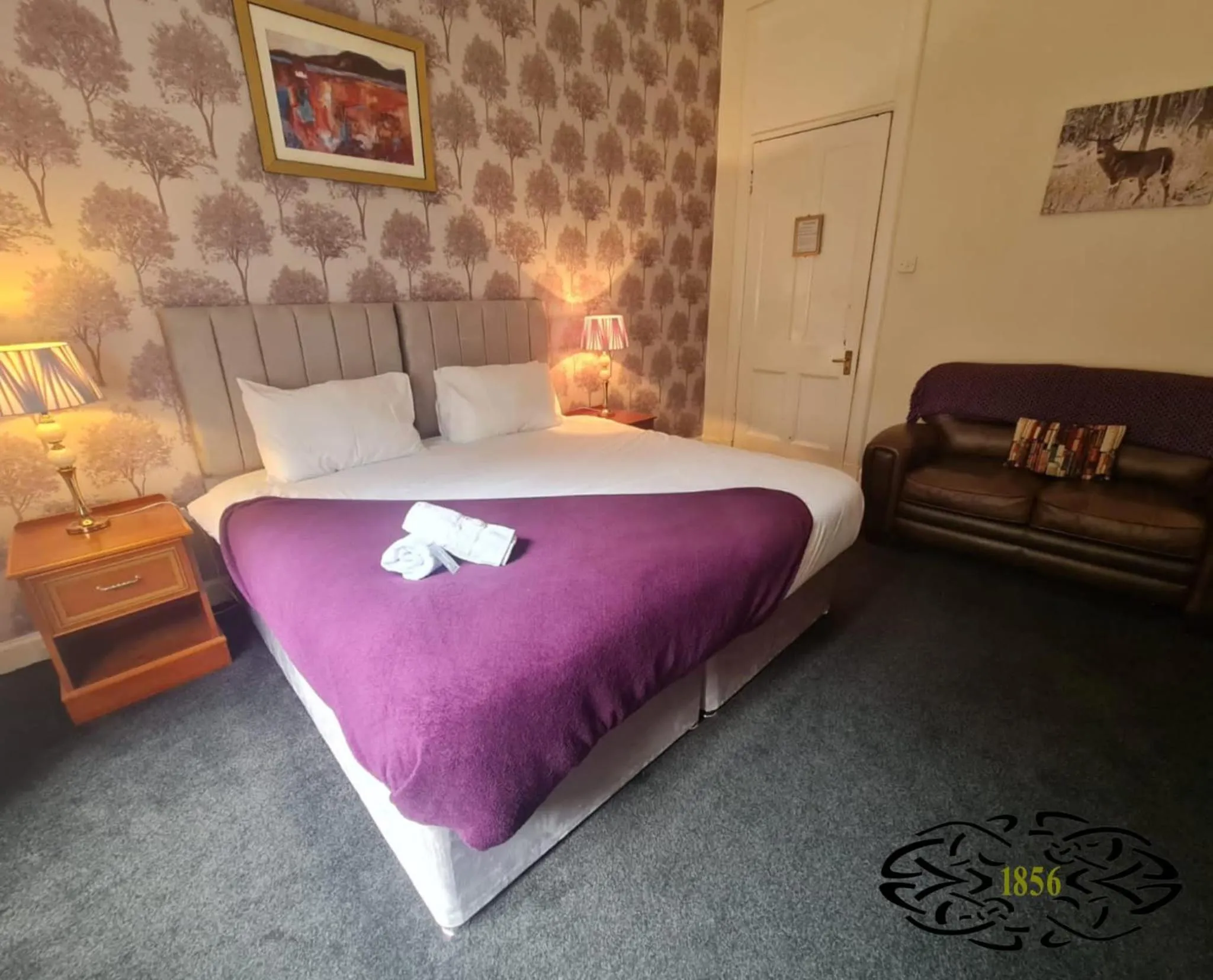 Bed in Royal Marine Hotel Dunoon