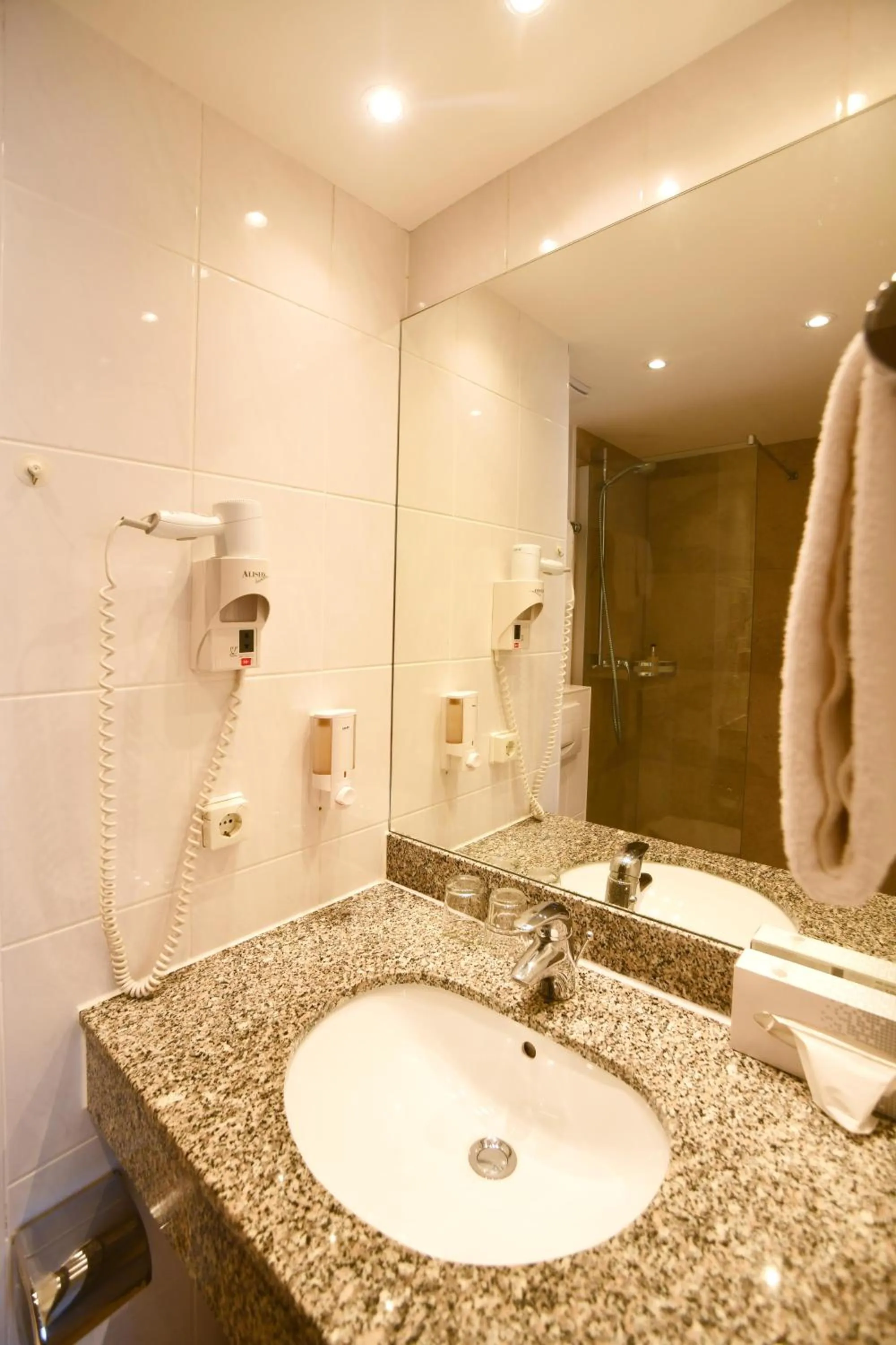 Bathroom in Römerhof