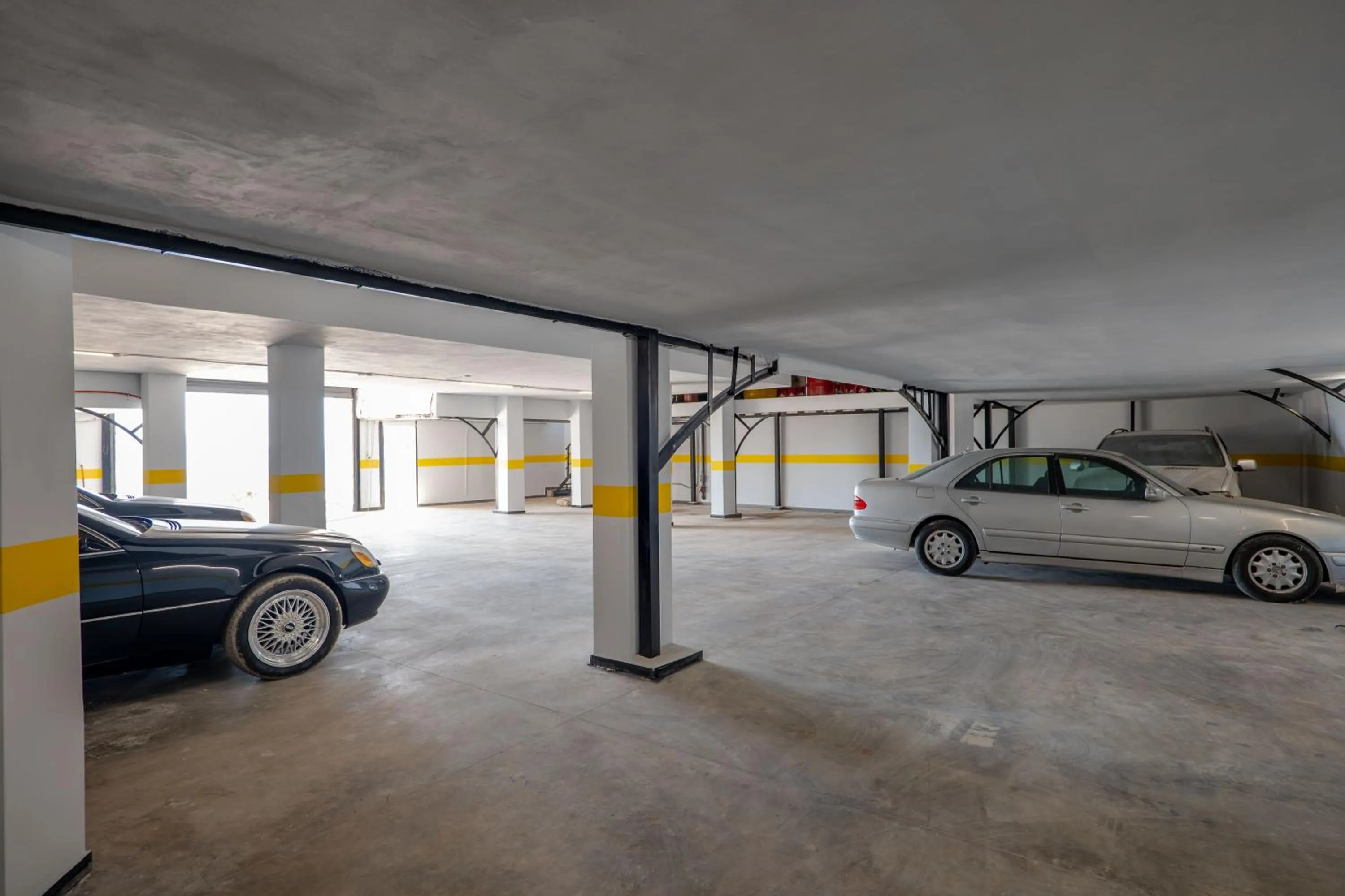 Parking in Art Hotel