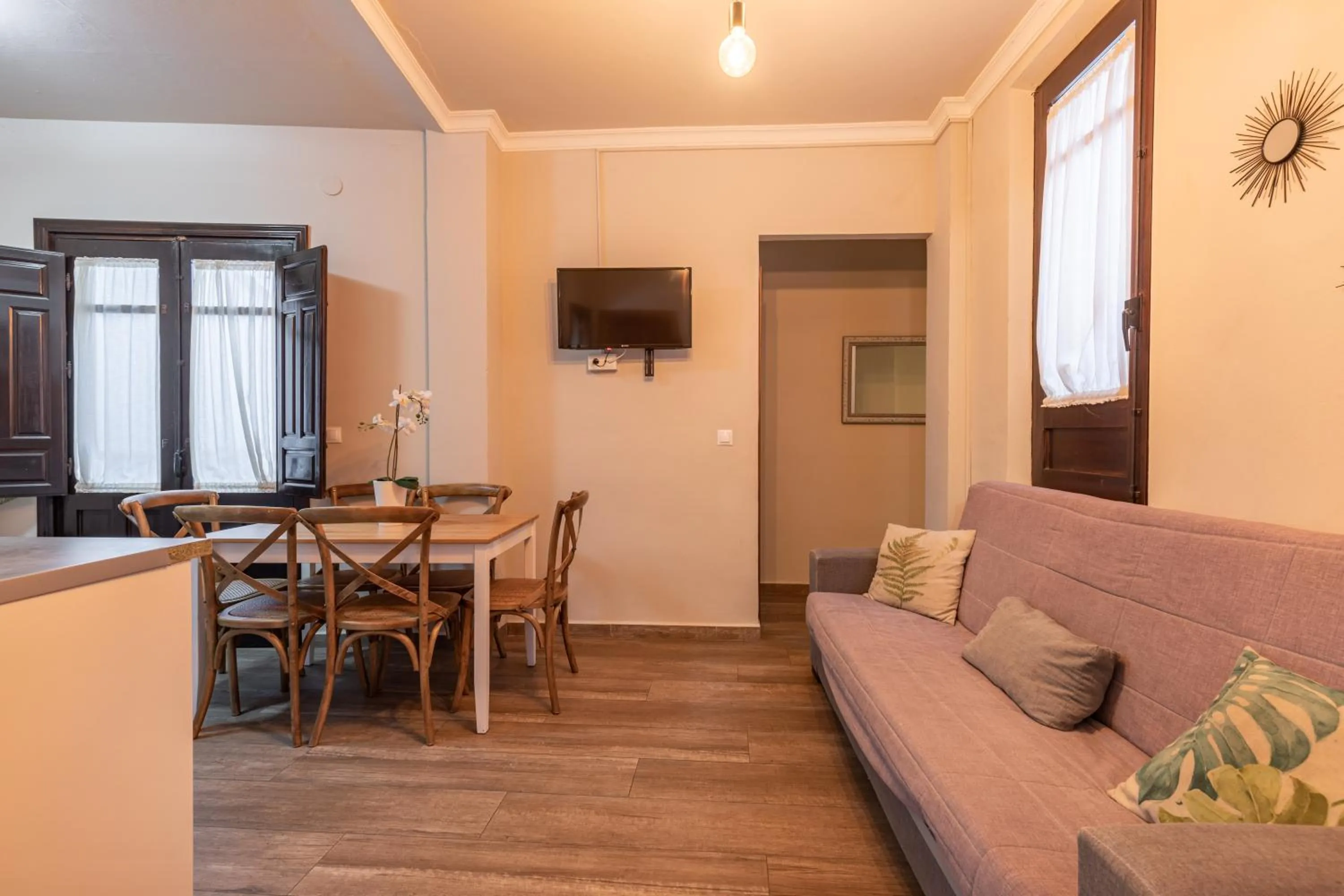 Living room in Apartamentos Alhambra Granada 3000