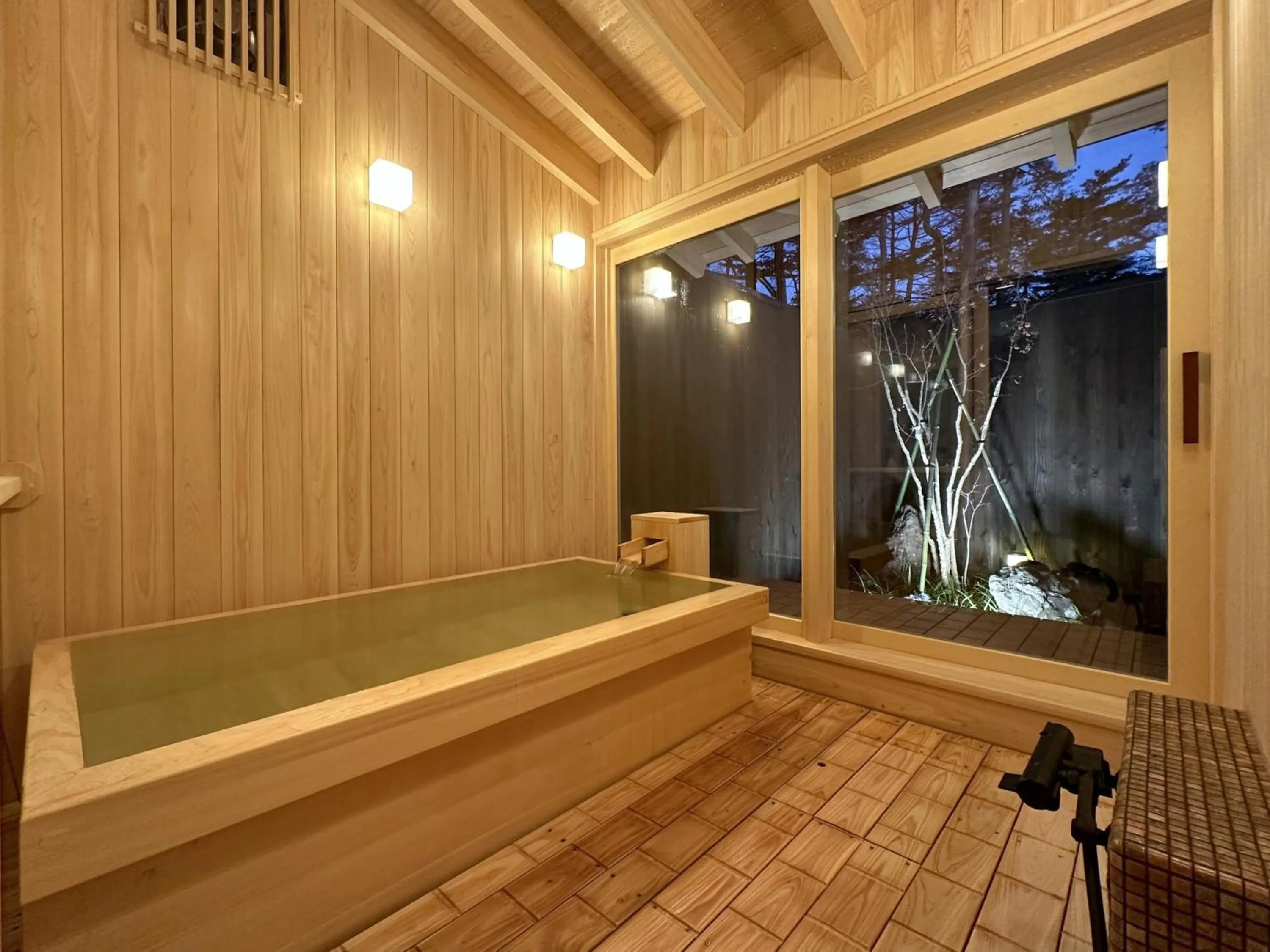 Kusatsu Skyland Hotel