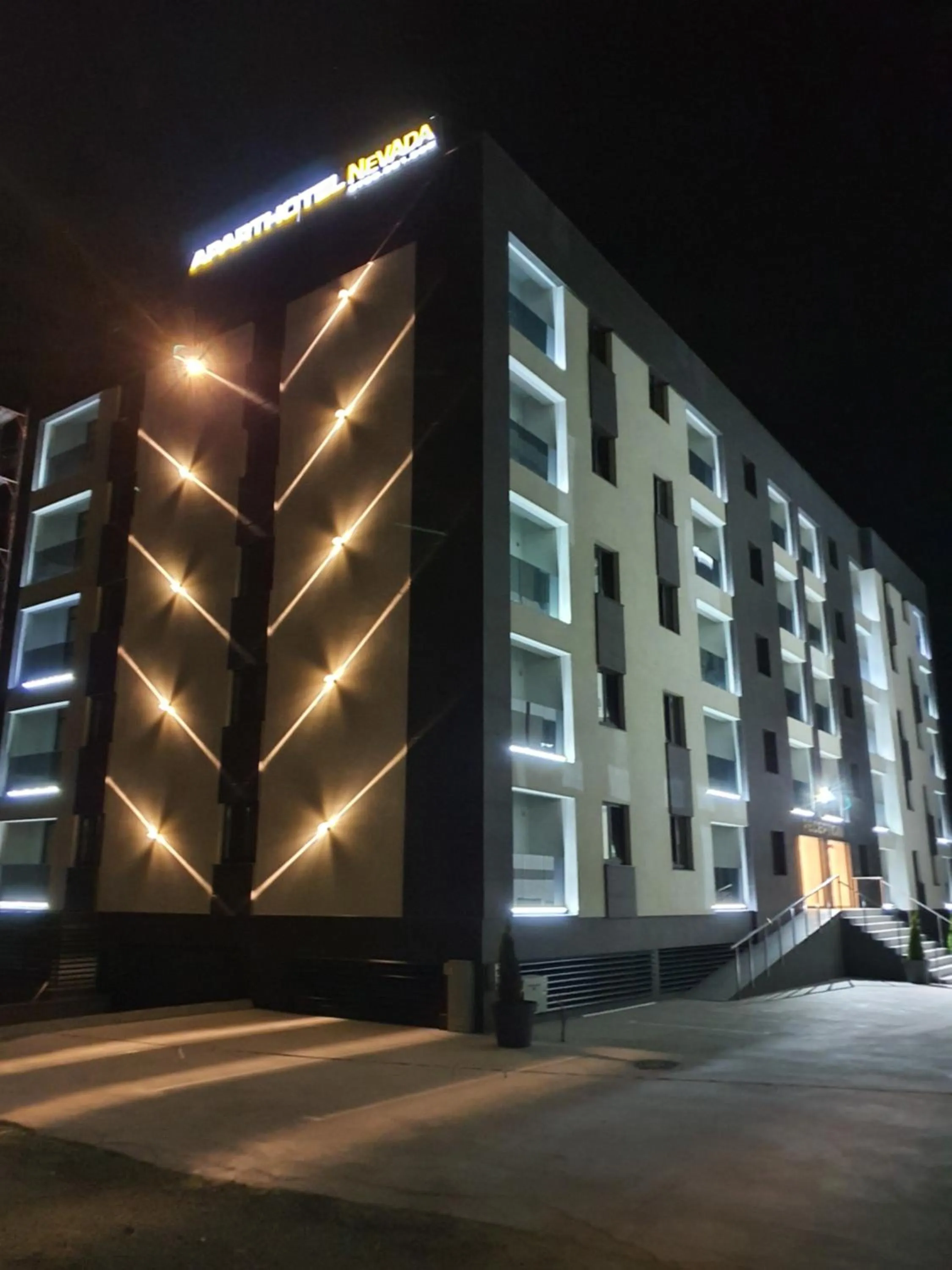 Property building in Aparthotel Nevada - Apartamente
