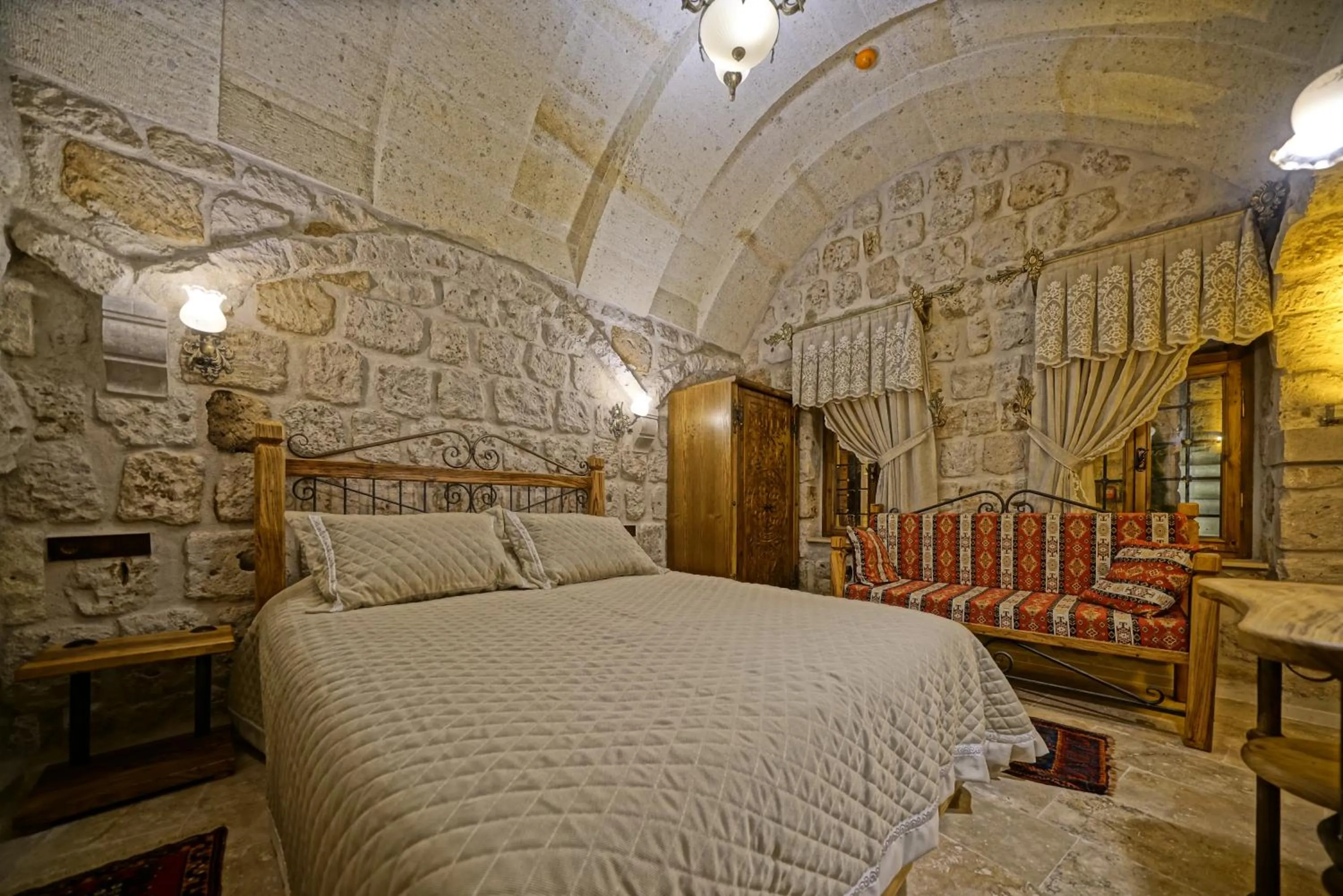 Bed in Cappadocia Cave Lodge