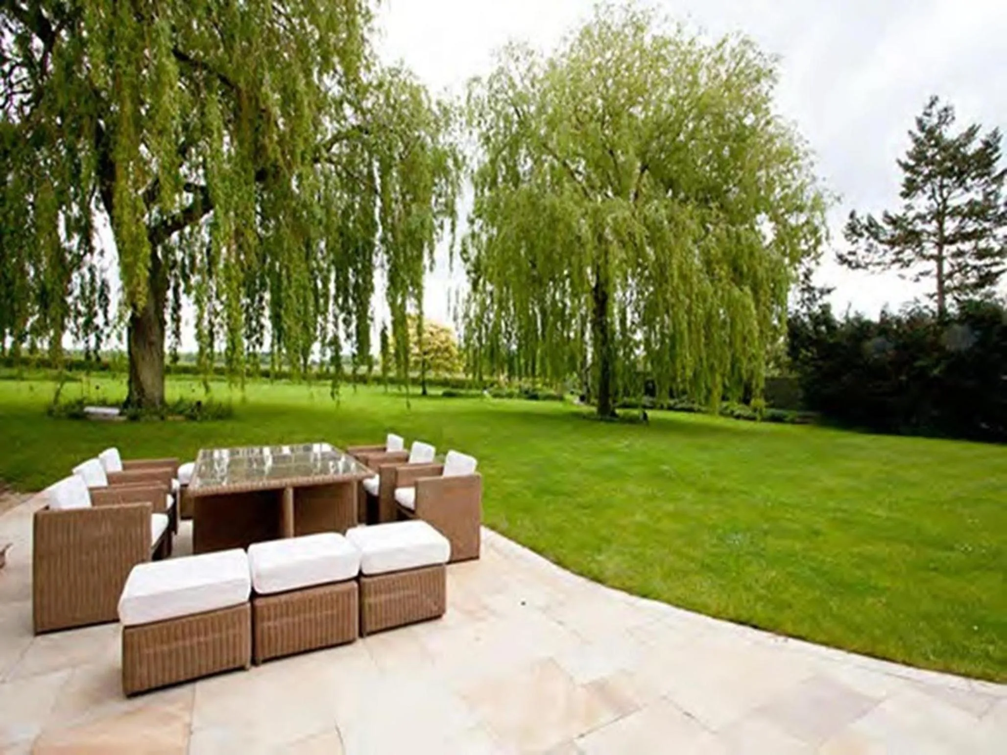 Patio in Warborough B&B