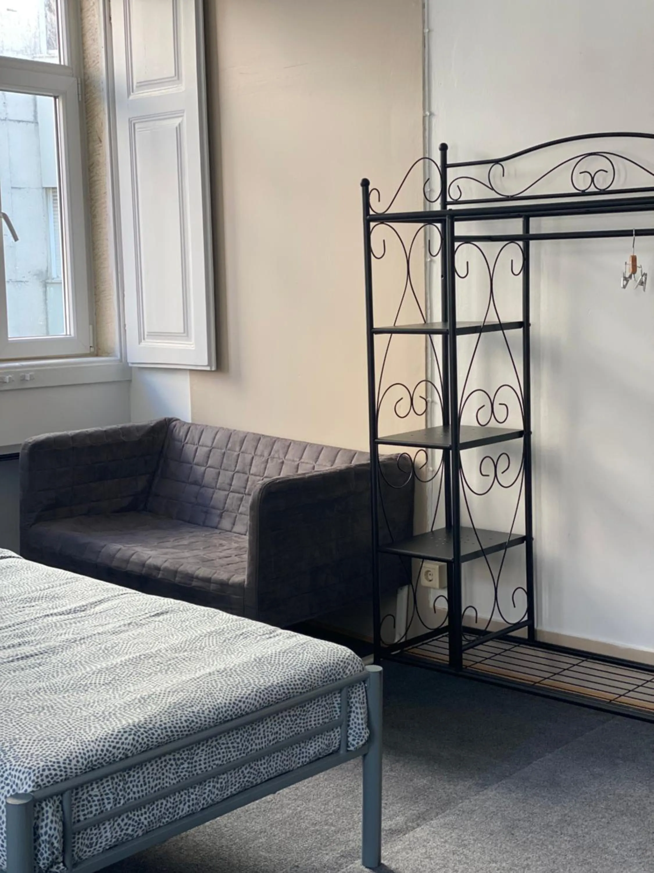 Bed in Sri-Indo Guest House