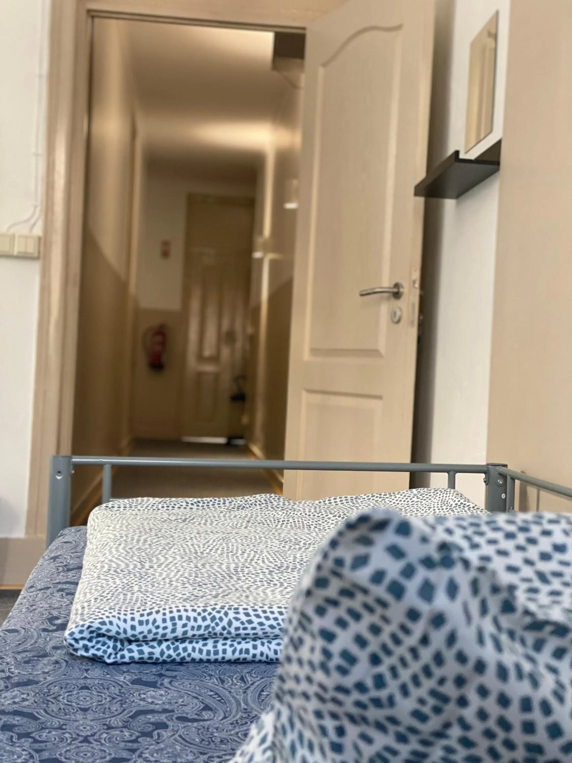 Bed in Sri-Indo Guest House