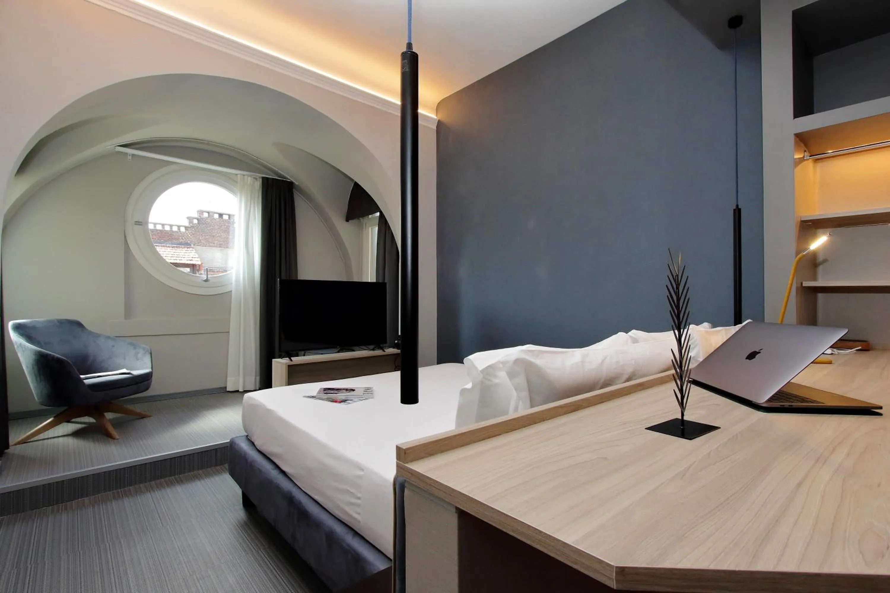 Bedroom, Bed in Vico Fashion District