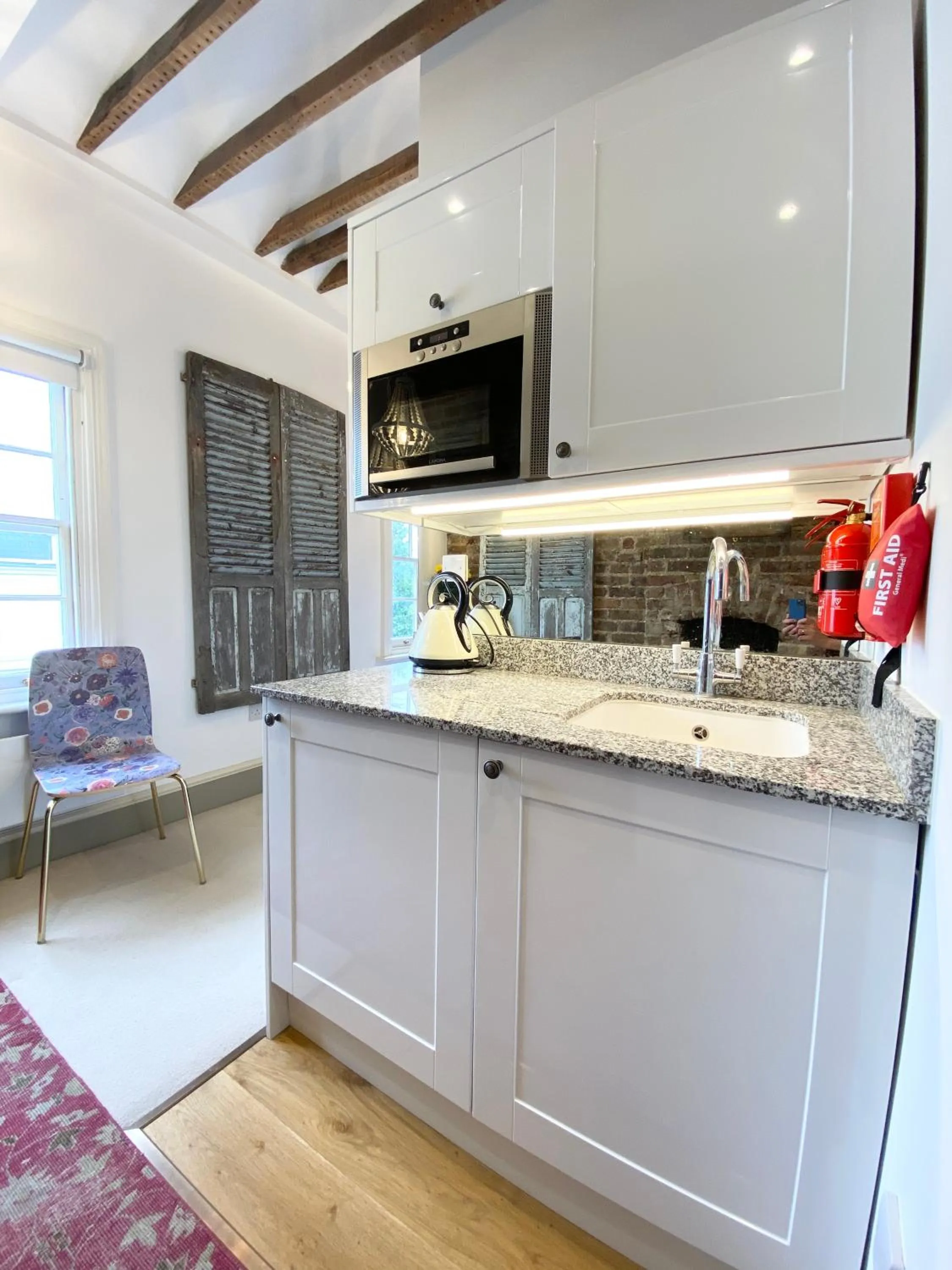 Coffee/tea facilities in Stylish Apartments in Pimlico & Westminster