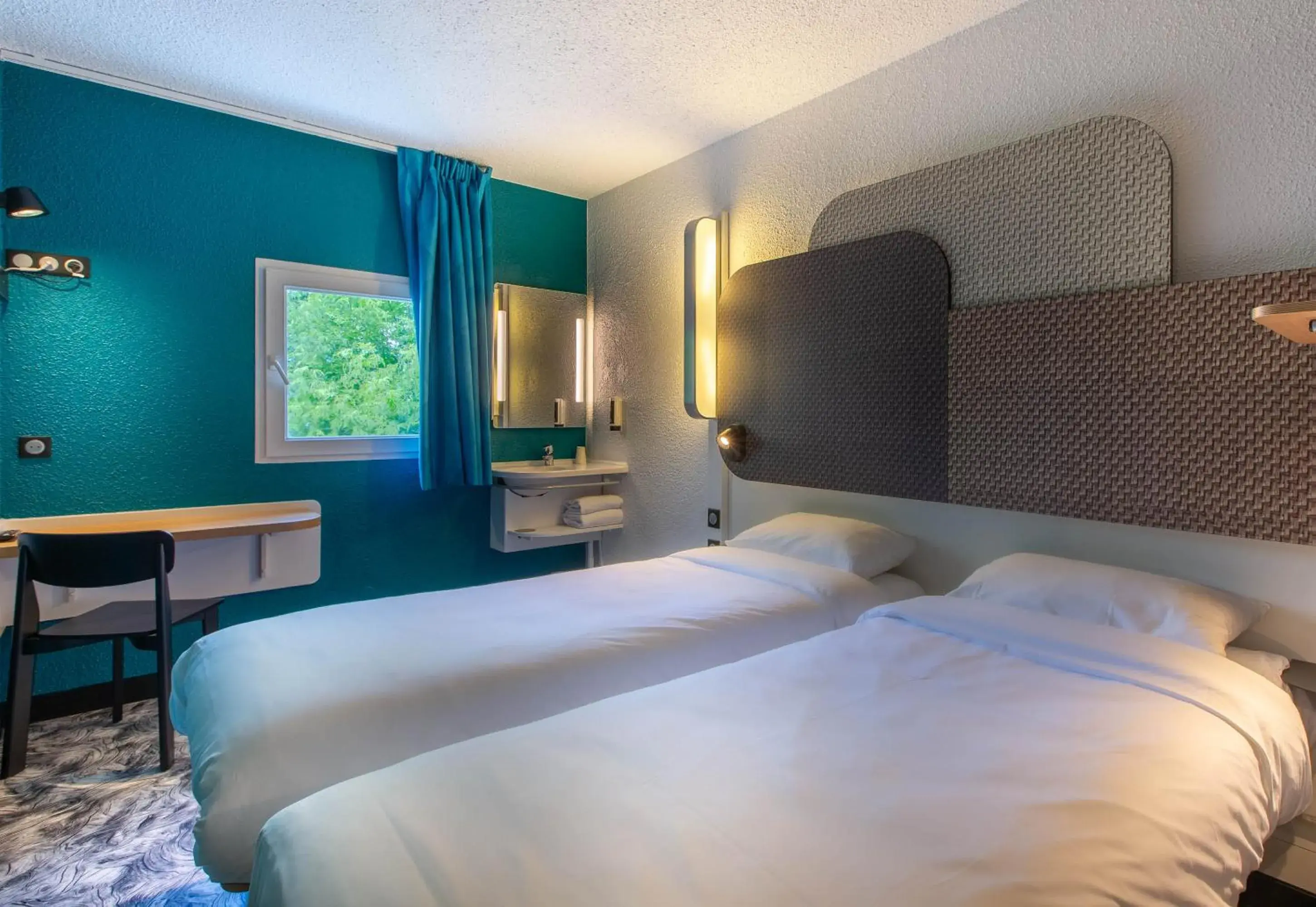 Twin Room in B&B HOTEL Châteauroux A20 L'Occitane Twin Room in B&B HOTEL Châteauroux A20 L'Occitane