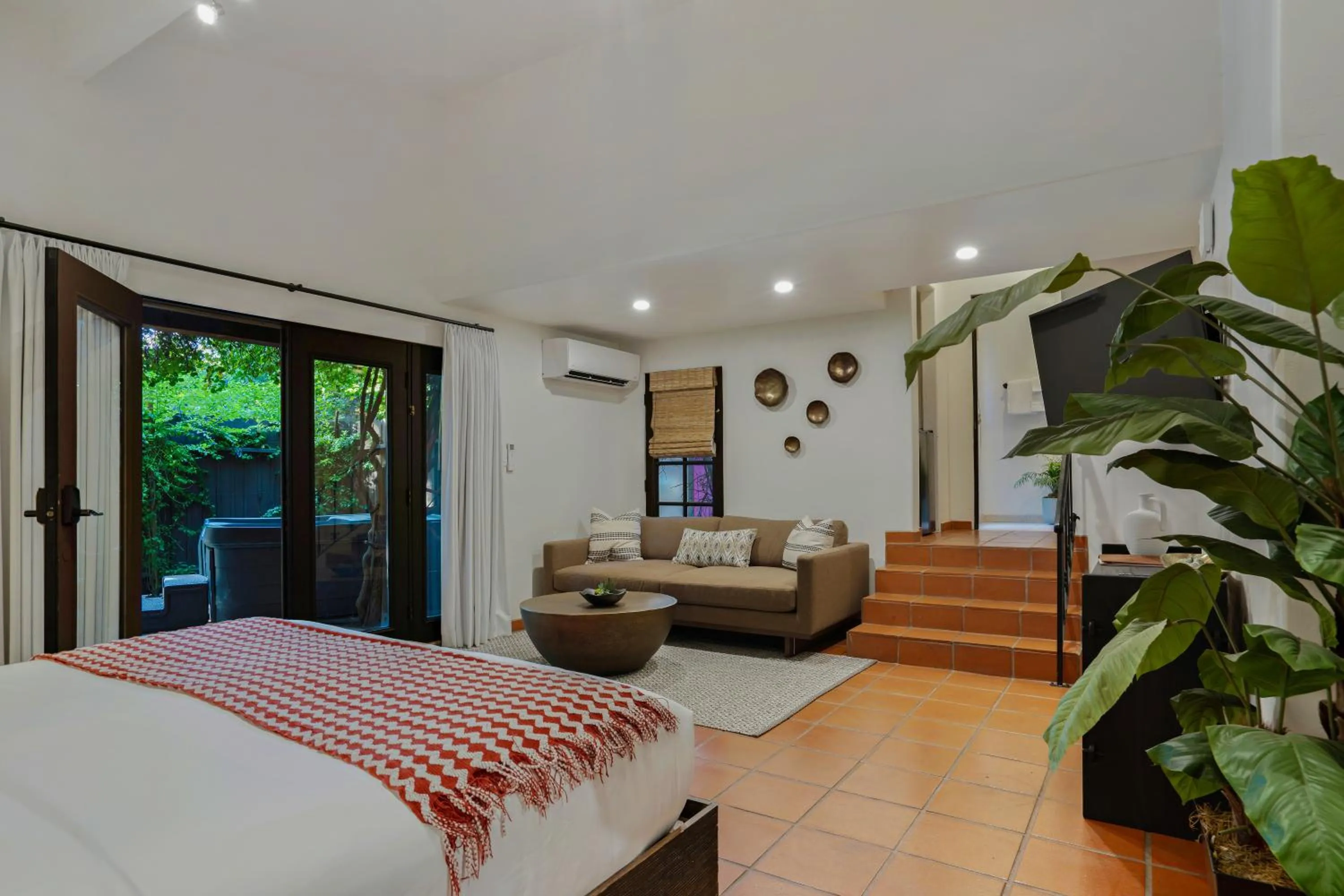 Bed in Talavera Palm Springs