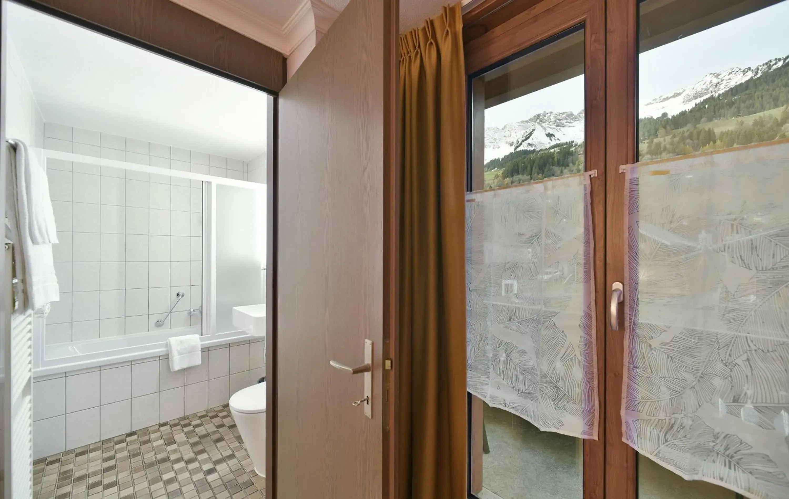 Triple Room with Balcony in Le Chamois Triple Room with Balcony in Le Chamois