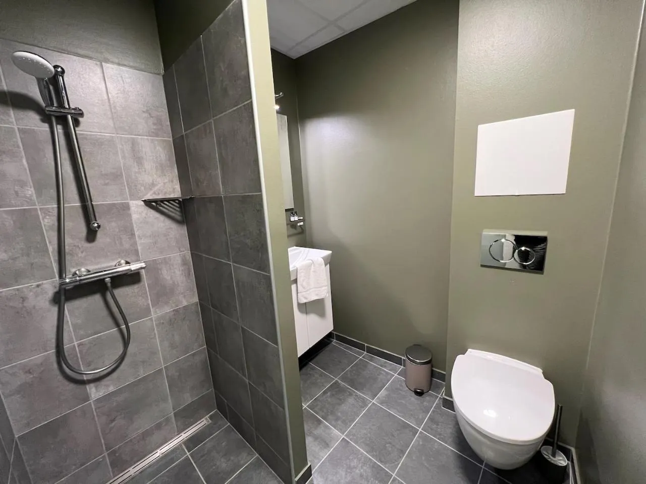 Bathroom in Hotel Harmonien