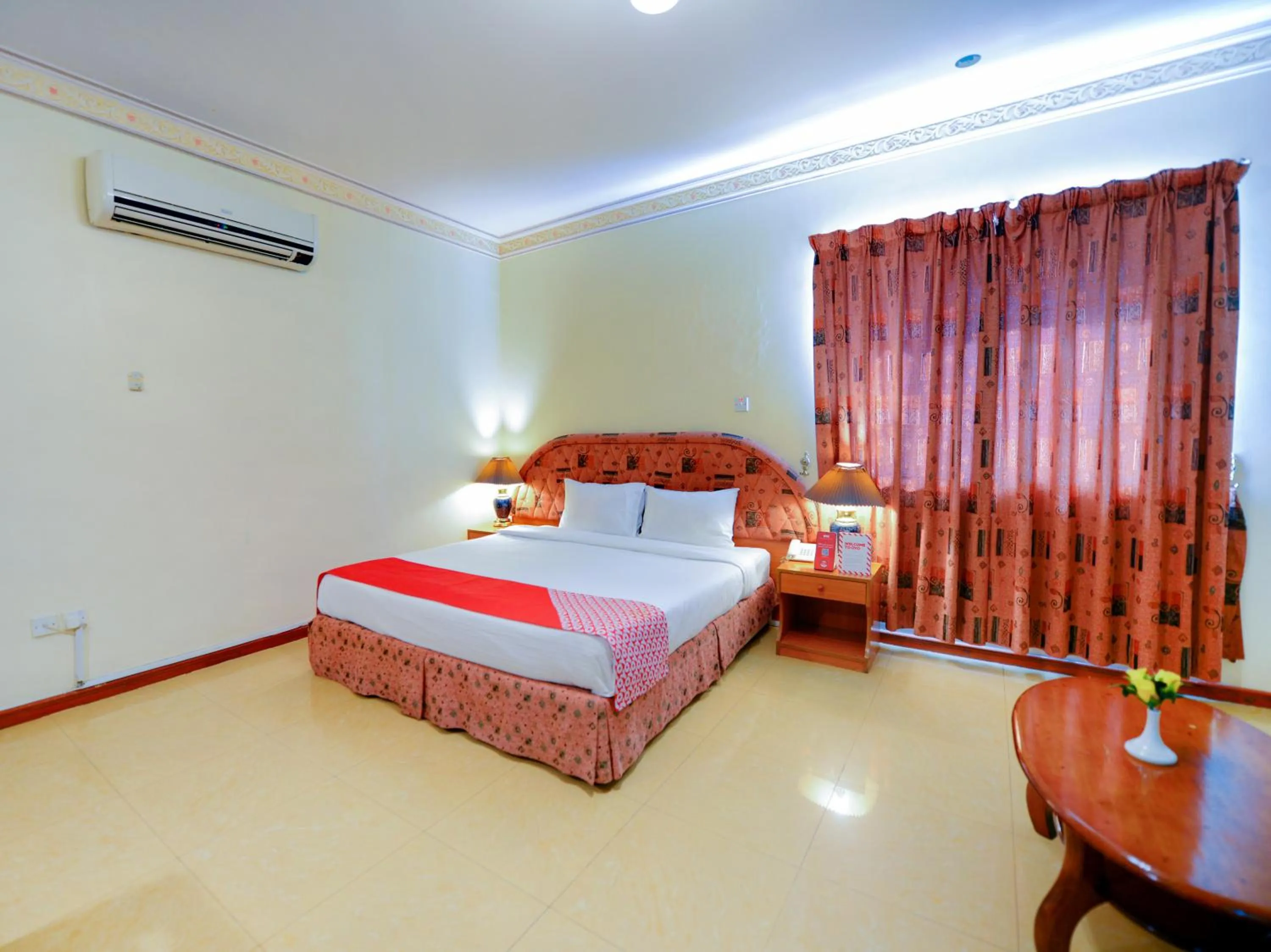 Bedroom in Hotel Golden Oasis