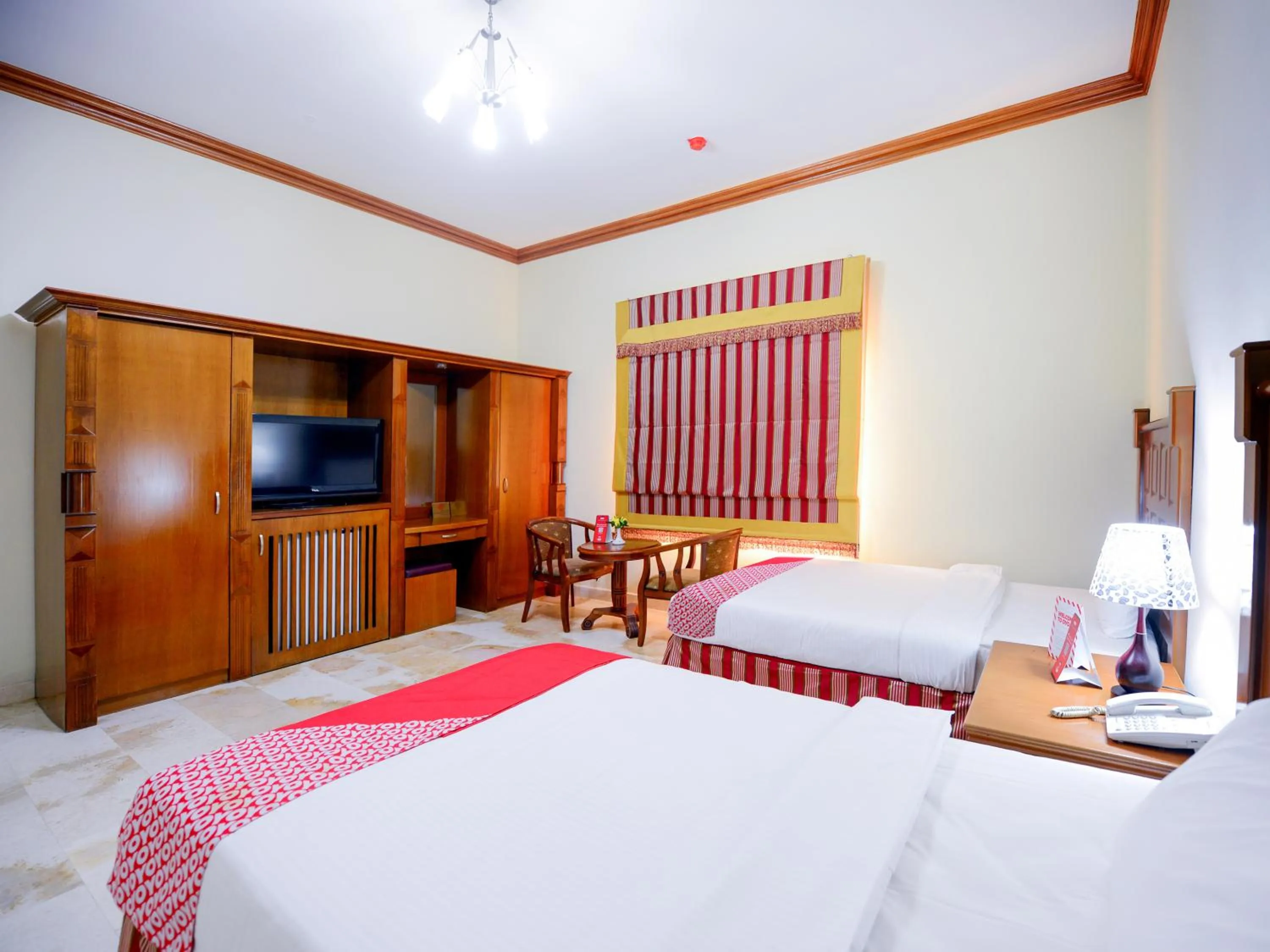 Bedroom in Hotel Golden Oasis