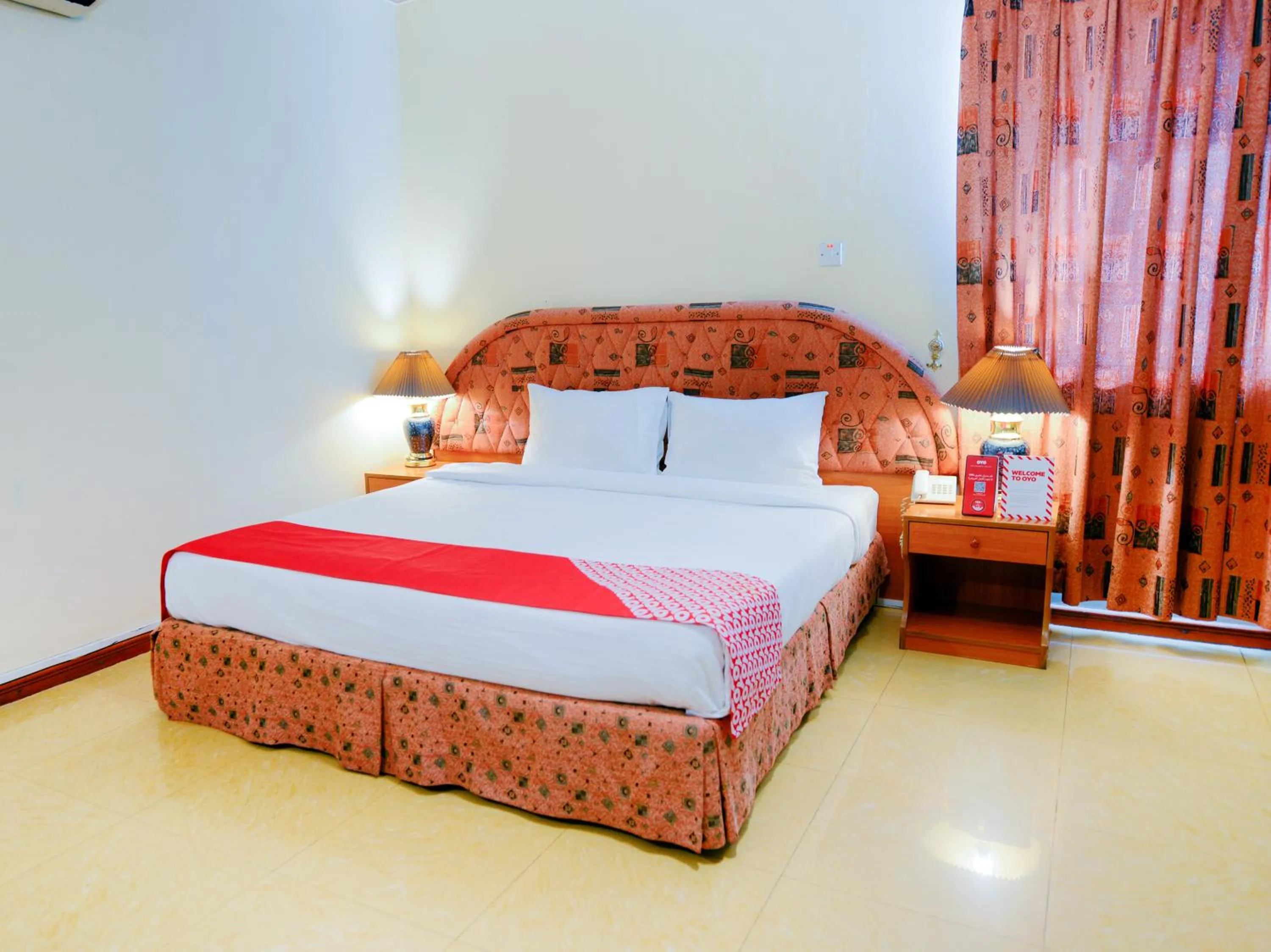 Bedroom in Hotel Golden Oasis