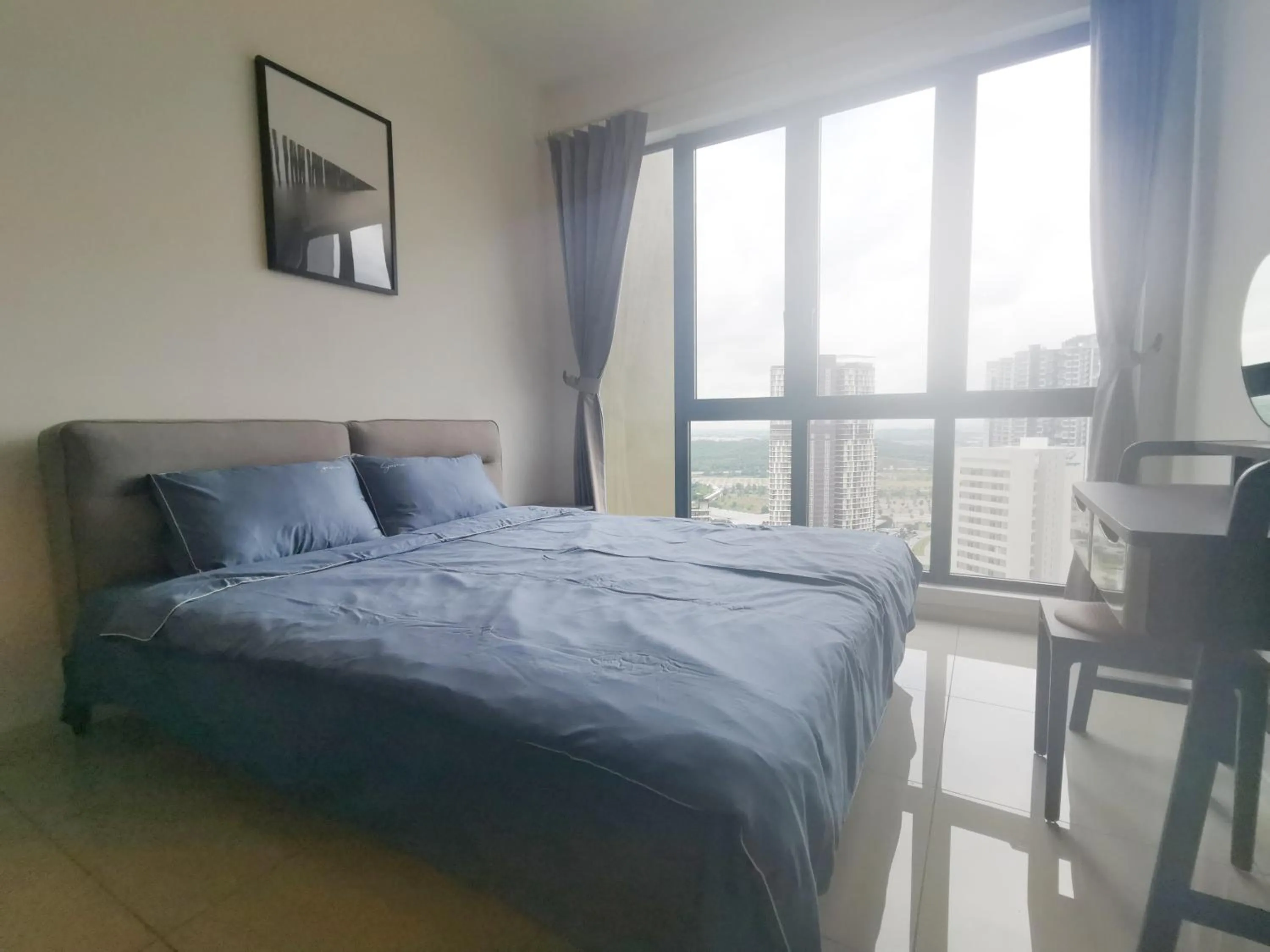 Bed in The Elysia Park Residence by Home Owner