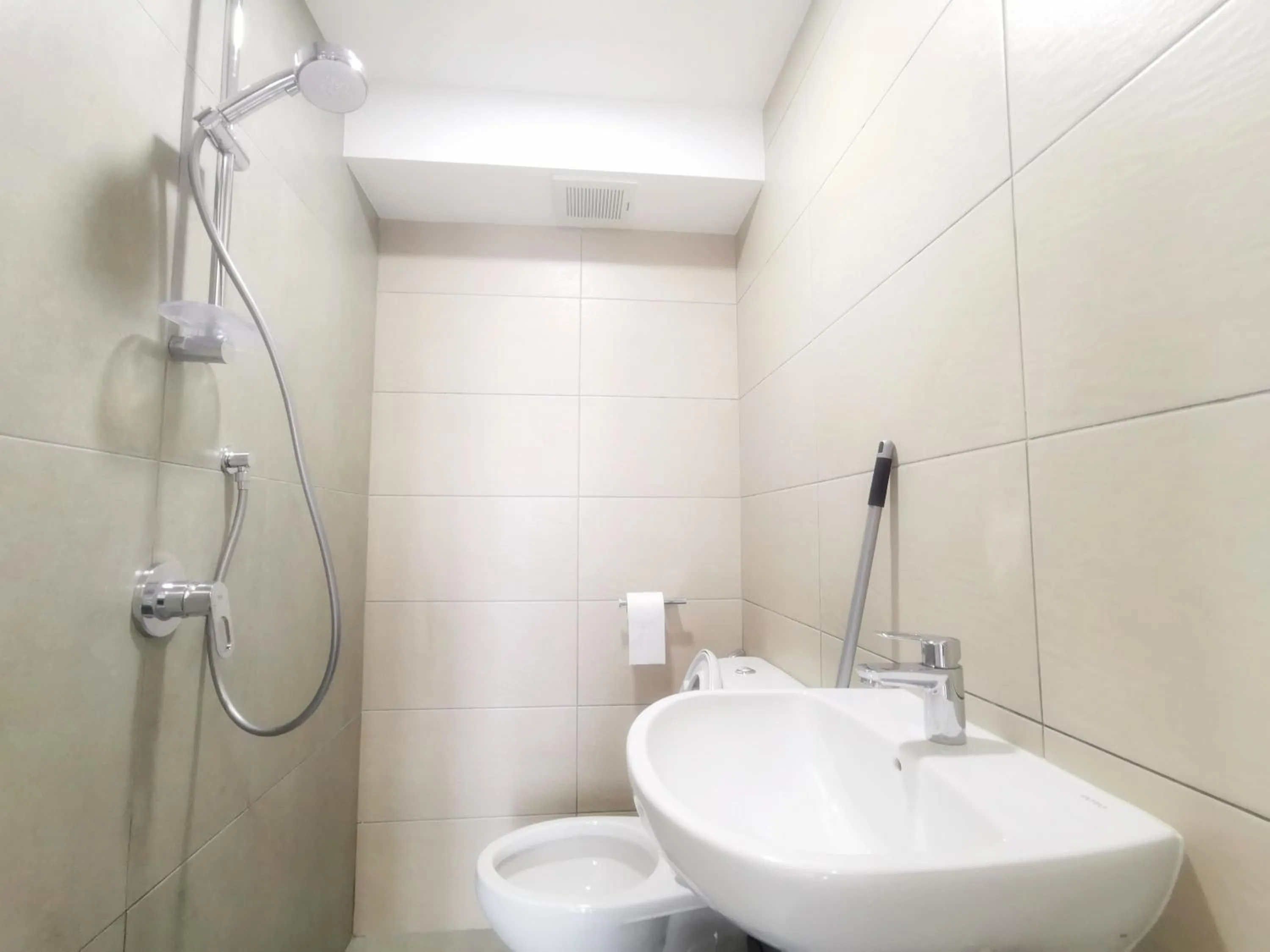 The Elysia Park Residence by Home Owner