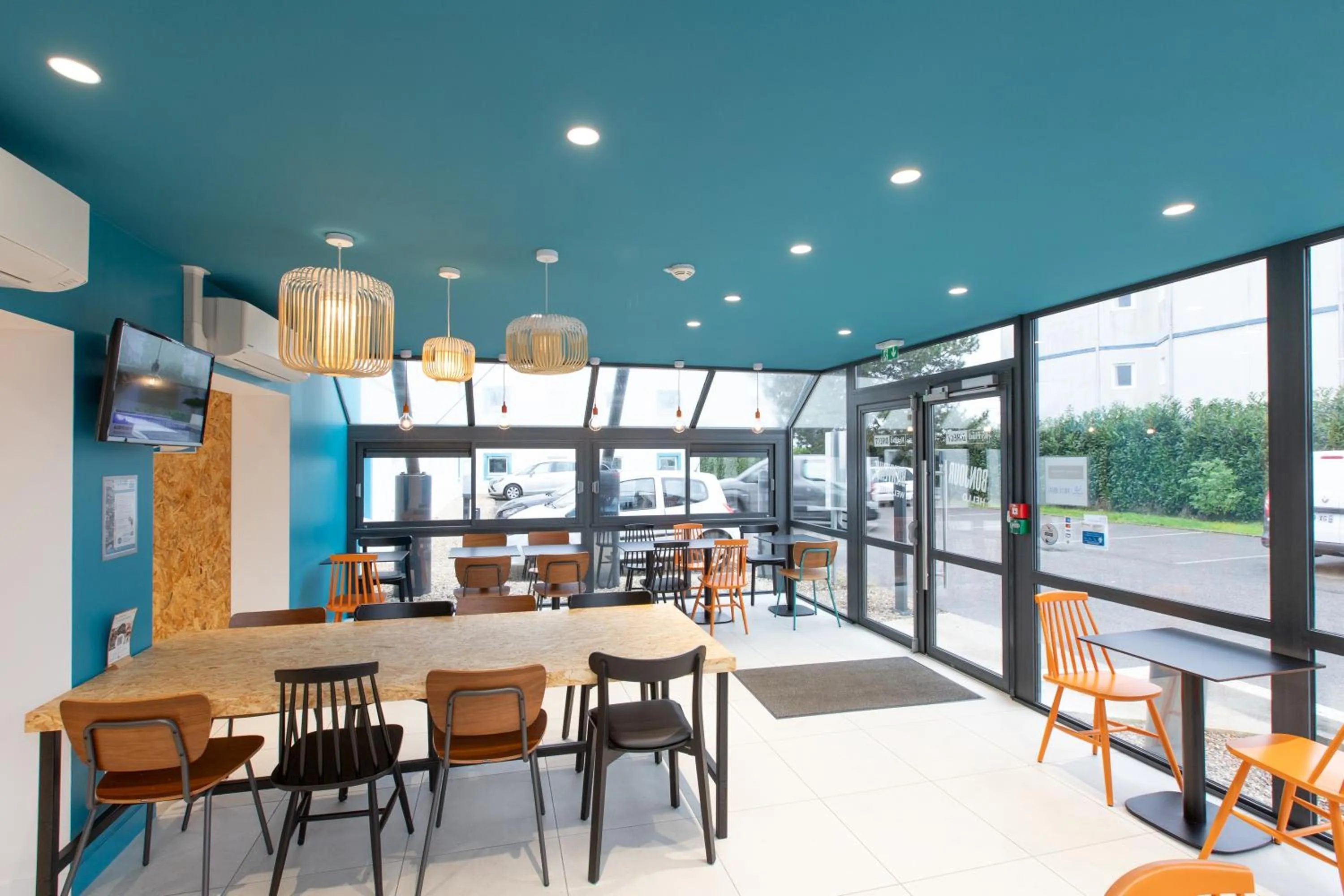 Restaurant/places to eat in Kyriad ECO - Nevers Nord Varennes Vauzelles