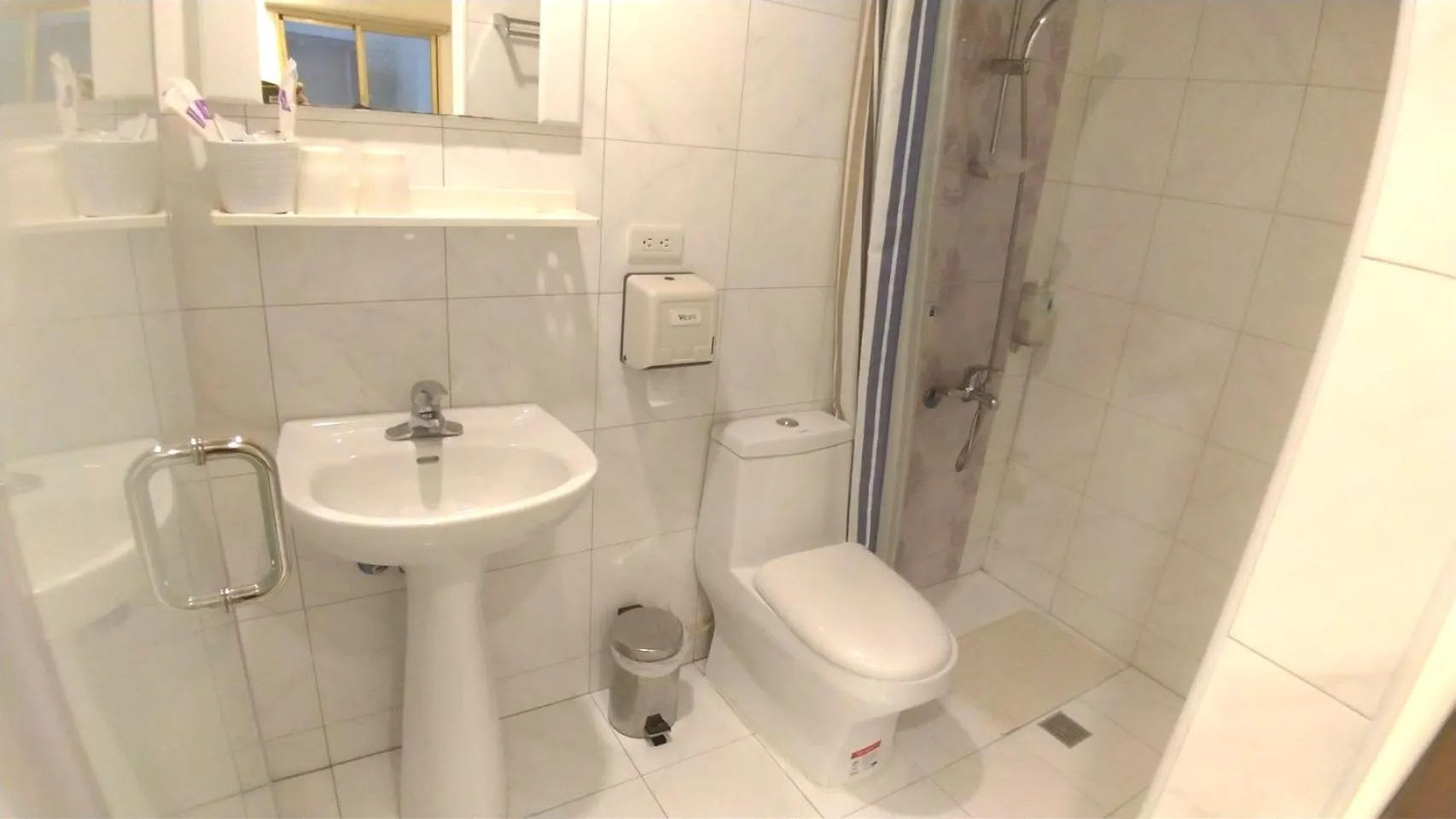 Shower in Kenting Heng-Chung Art Hostel