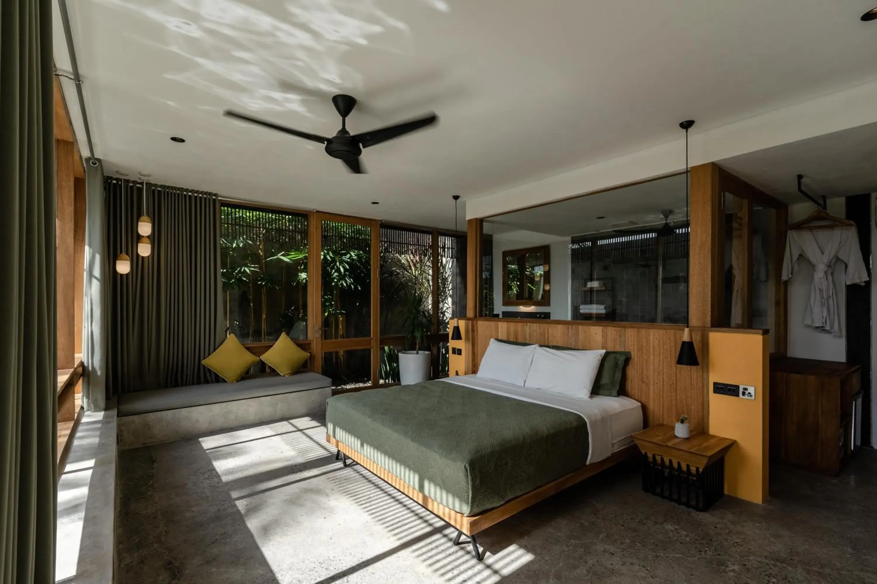 One-Bedroom Suite with Pool and One-Time Afternoon Tea in The Saren One-Bedroom Suite with Pool and One-Time Afternoon Tea in The Saren