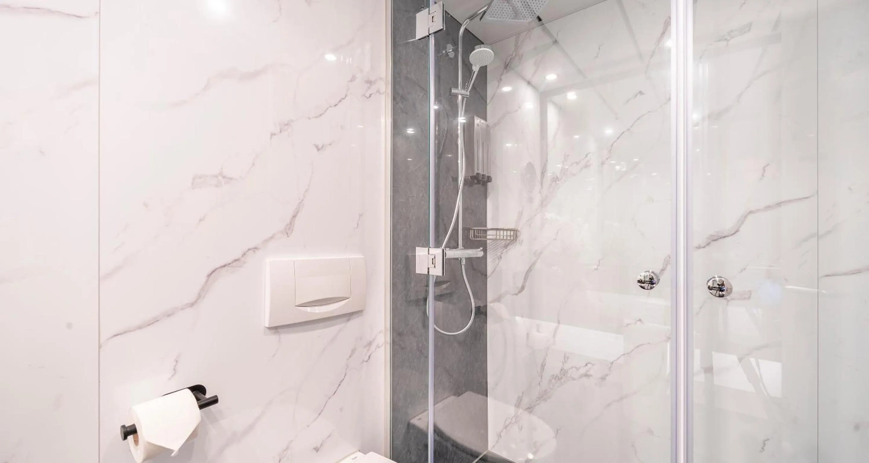 Bathroom in PLAZA Premium Parkhotel Neu-Ulm