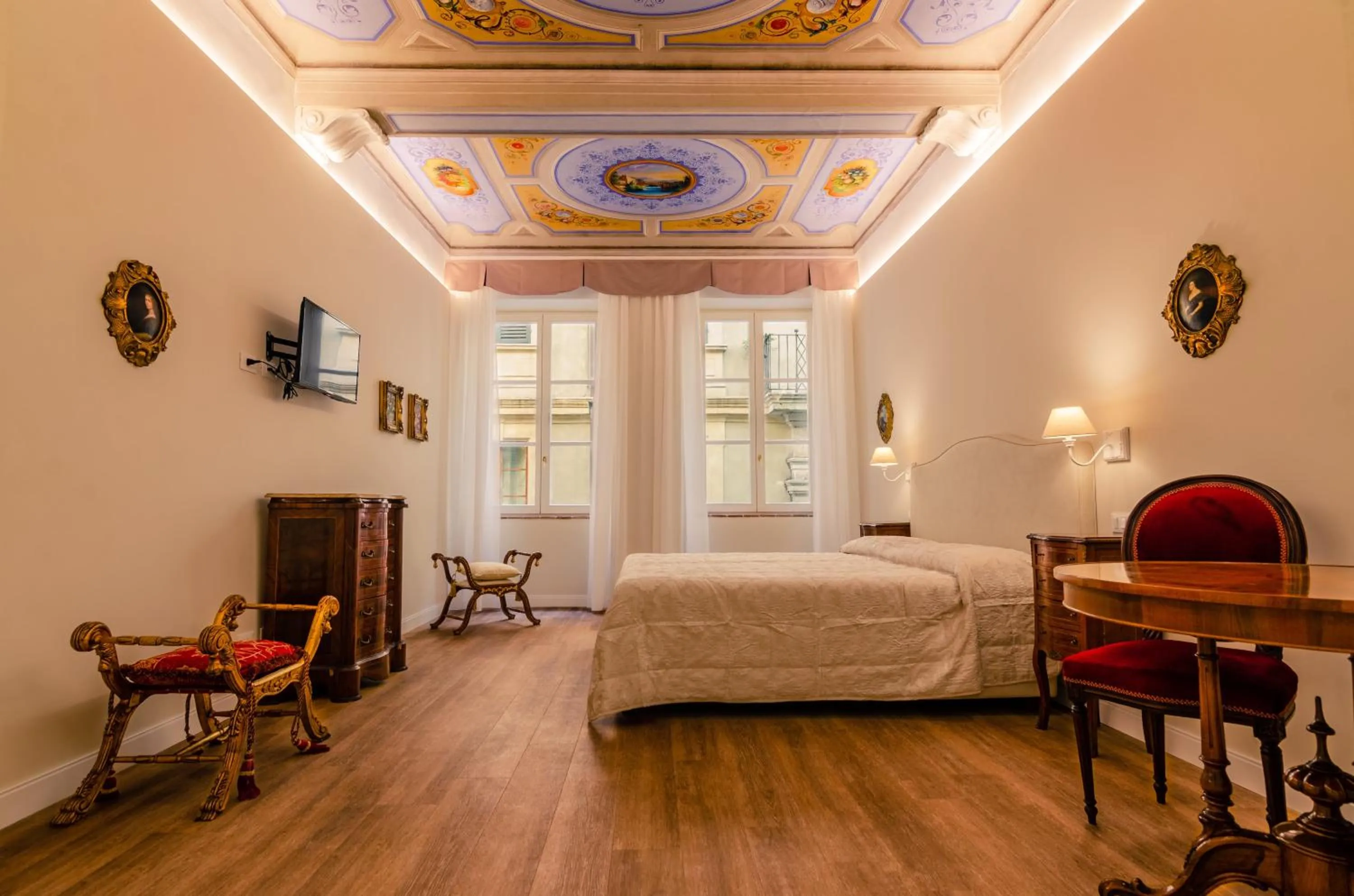 Photo of the whole room, Bed in Il giardino di Pantaneto Residenza D'Epoca