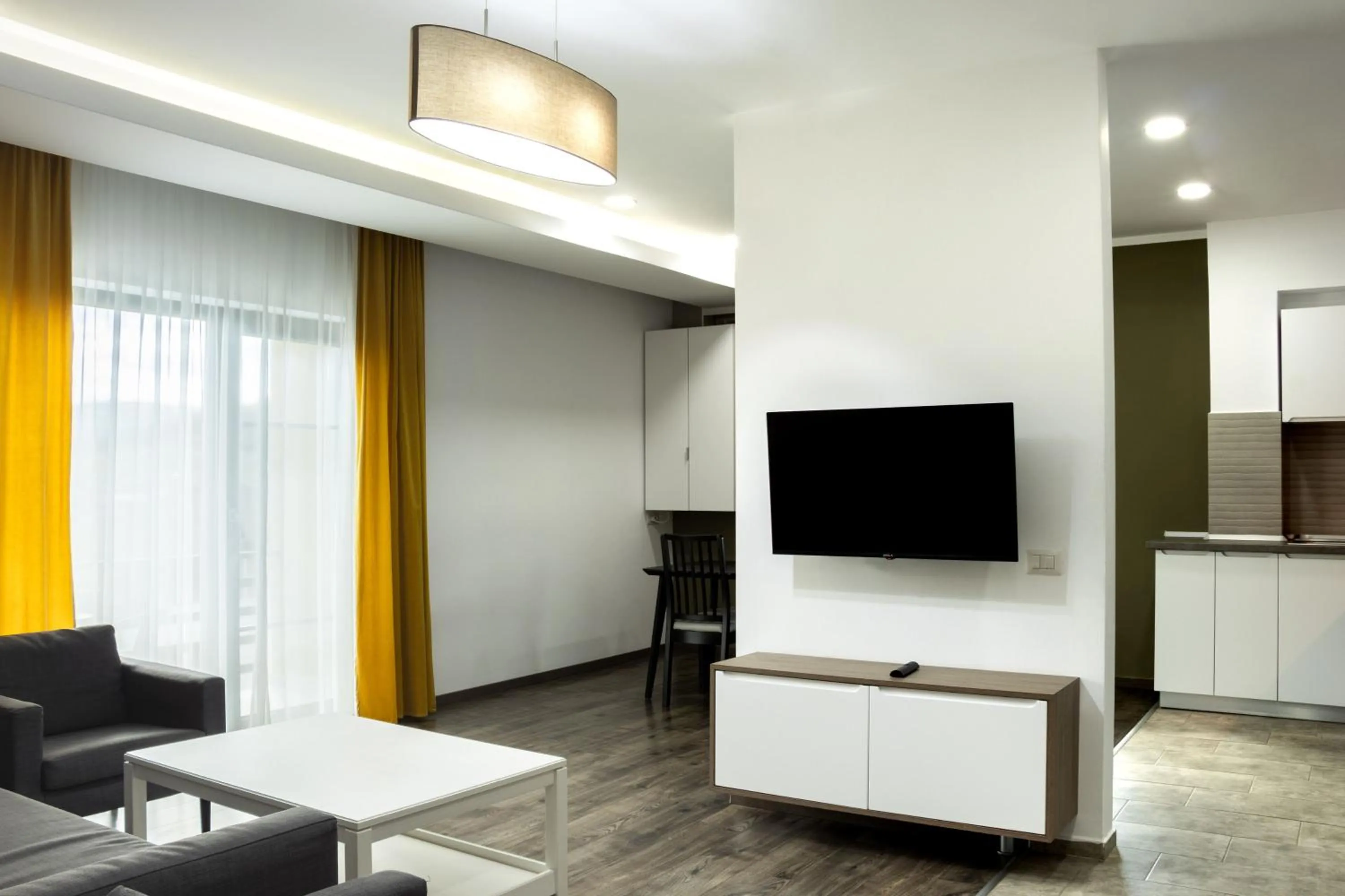 TV and multimedia in Clement Apartments