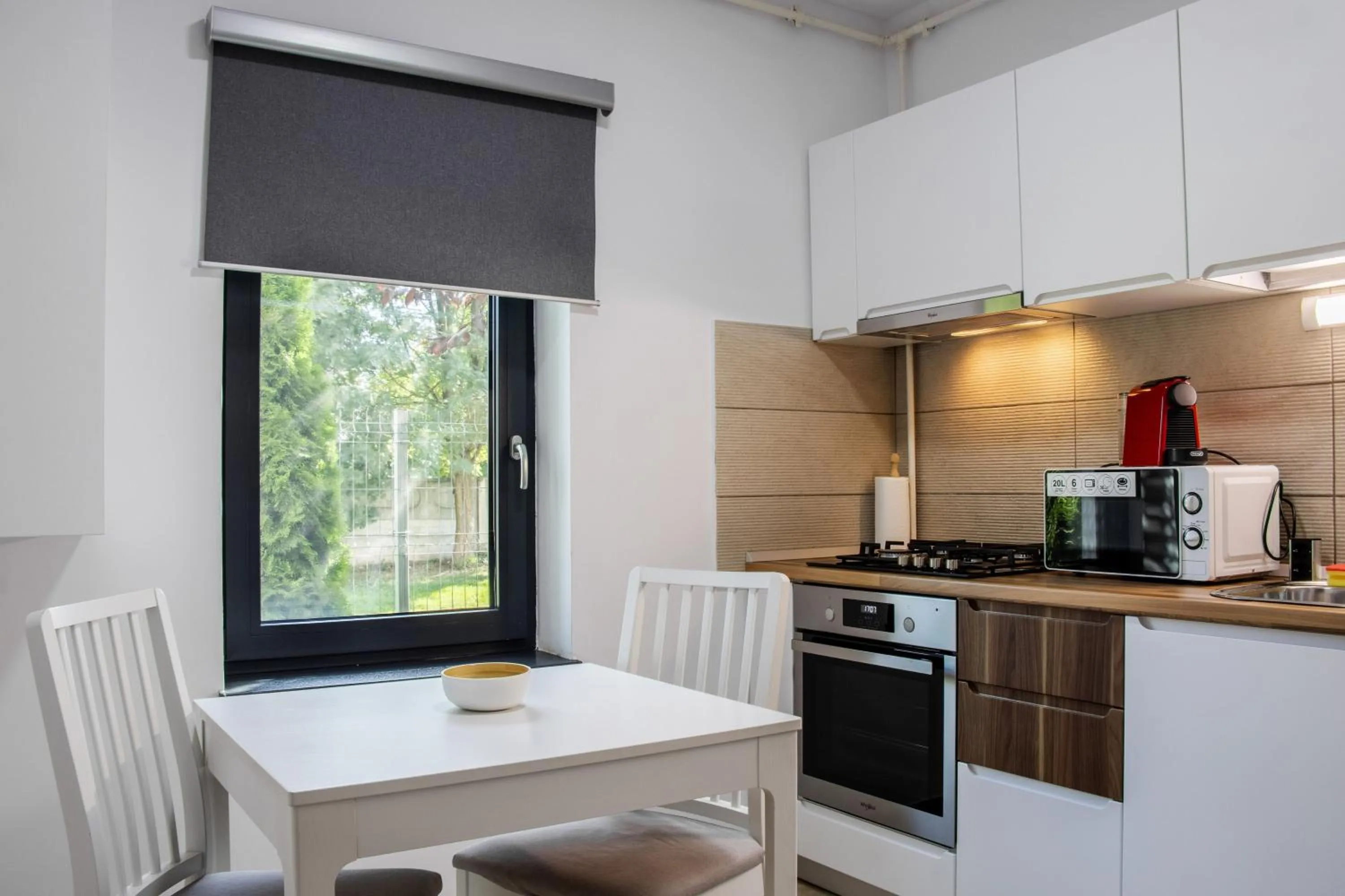 Coffee/tea facilities in Clement Apartments