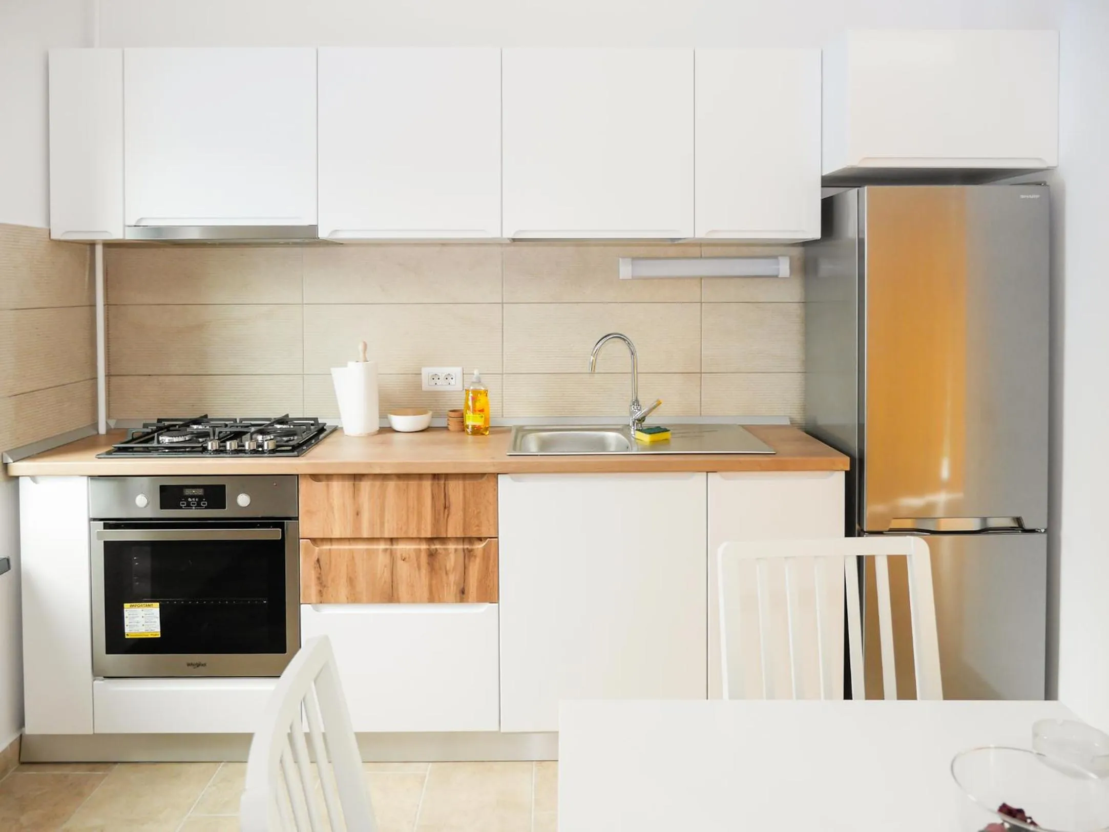 Kitchen or kitchenette in Clement Apartments