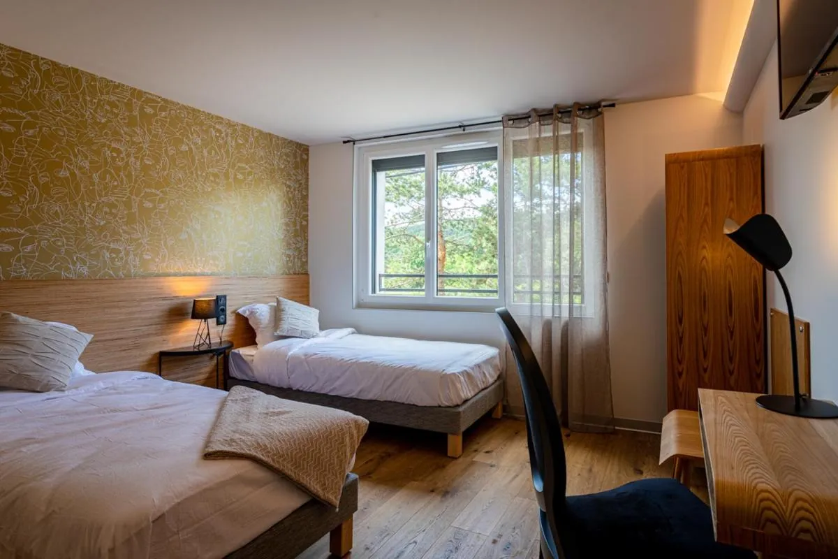 Bedroom, Bed in Hôtel L'Ouvrée