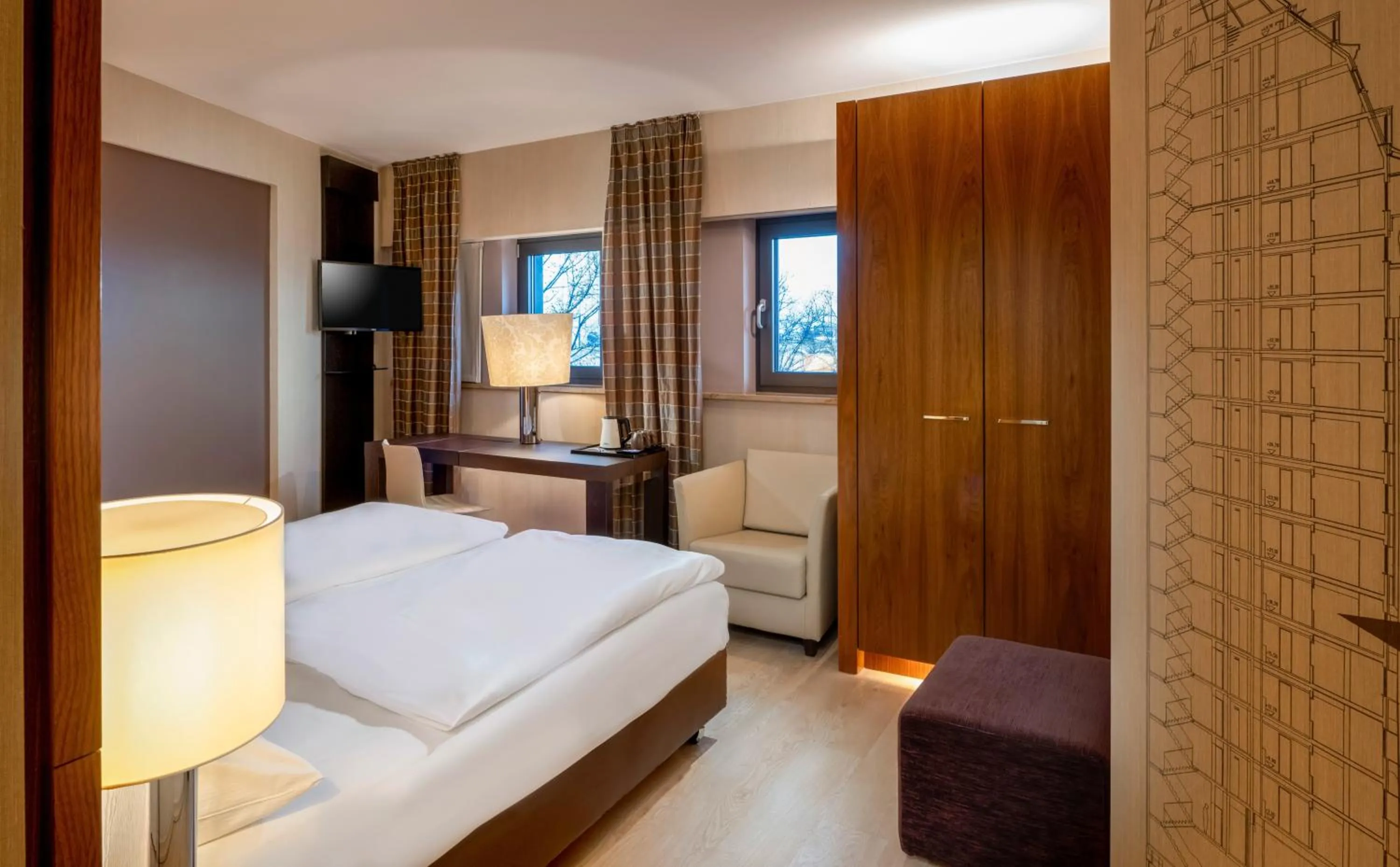 Photo of the whole room, Bed in MÖVENPICK Hotel Hamburg City