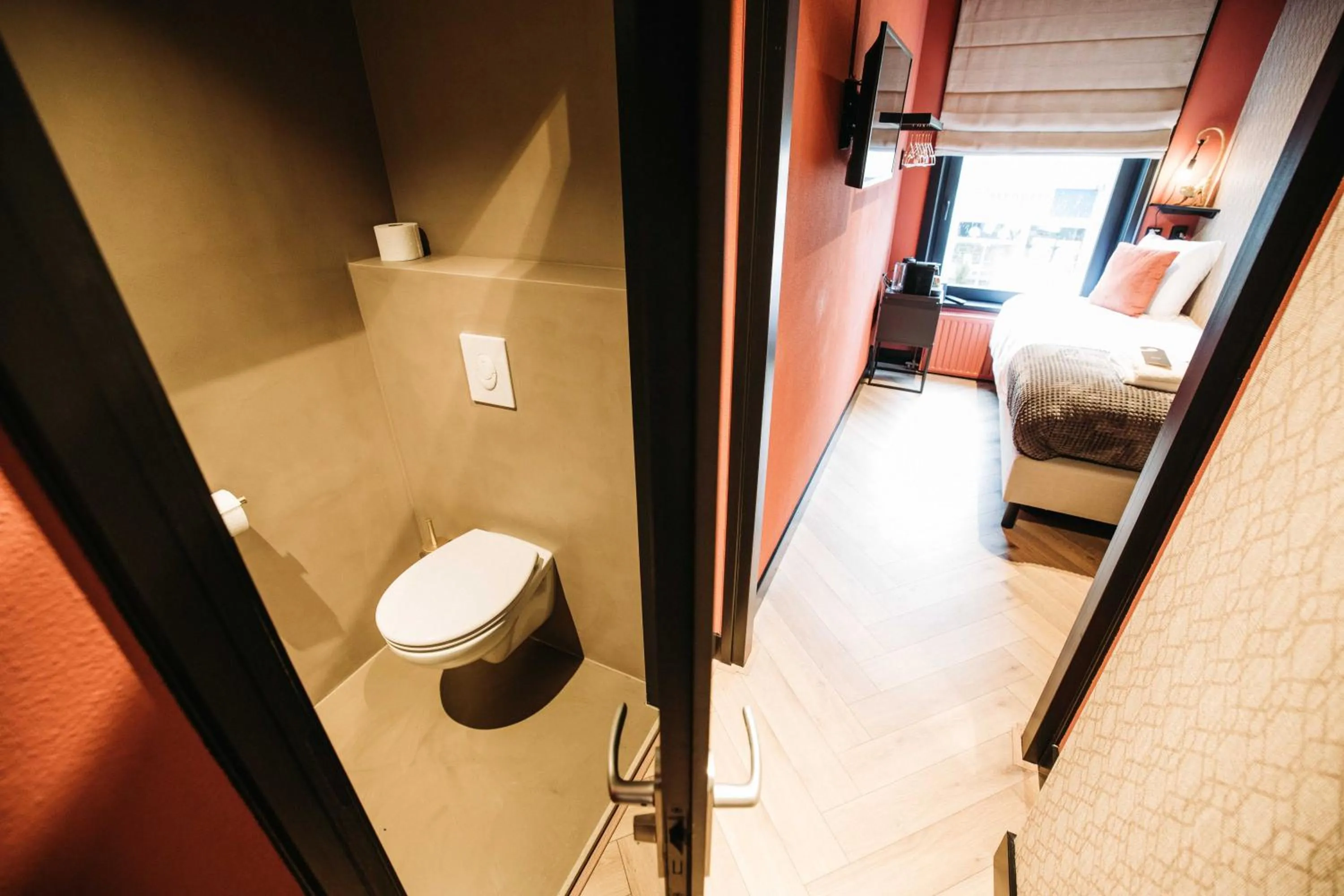 Toilet, Bed in Boutique Hotel Lupo