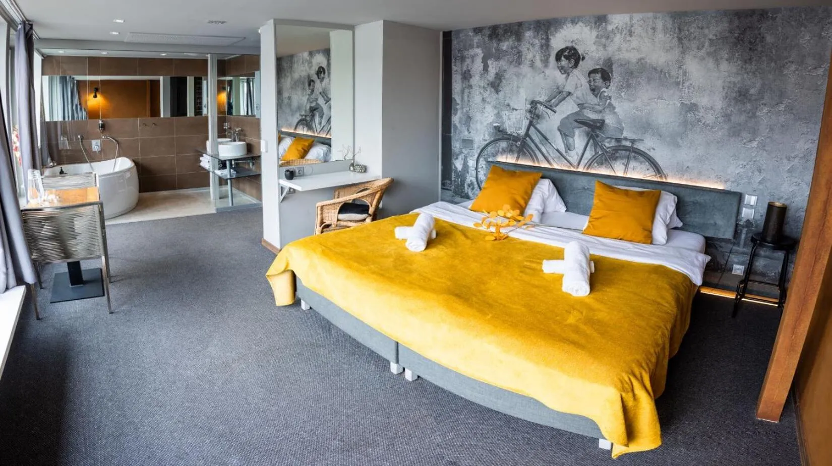 Bedroom, Bed in Botel Marina