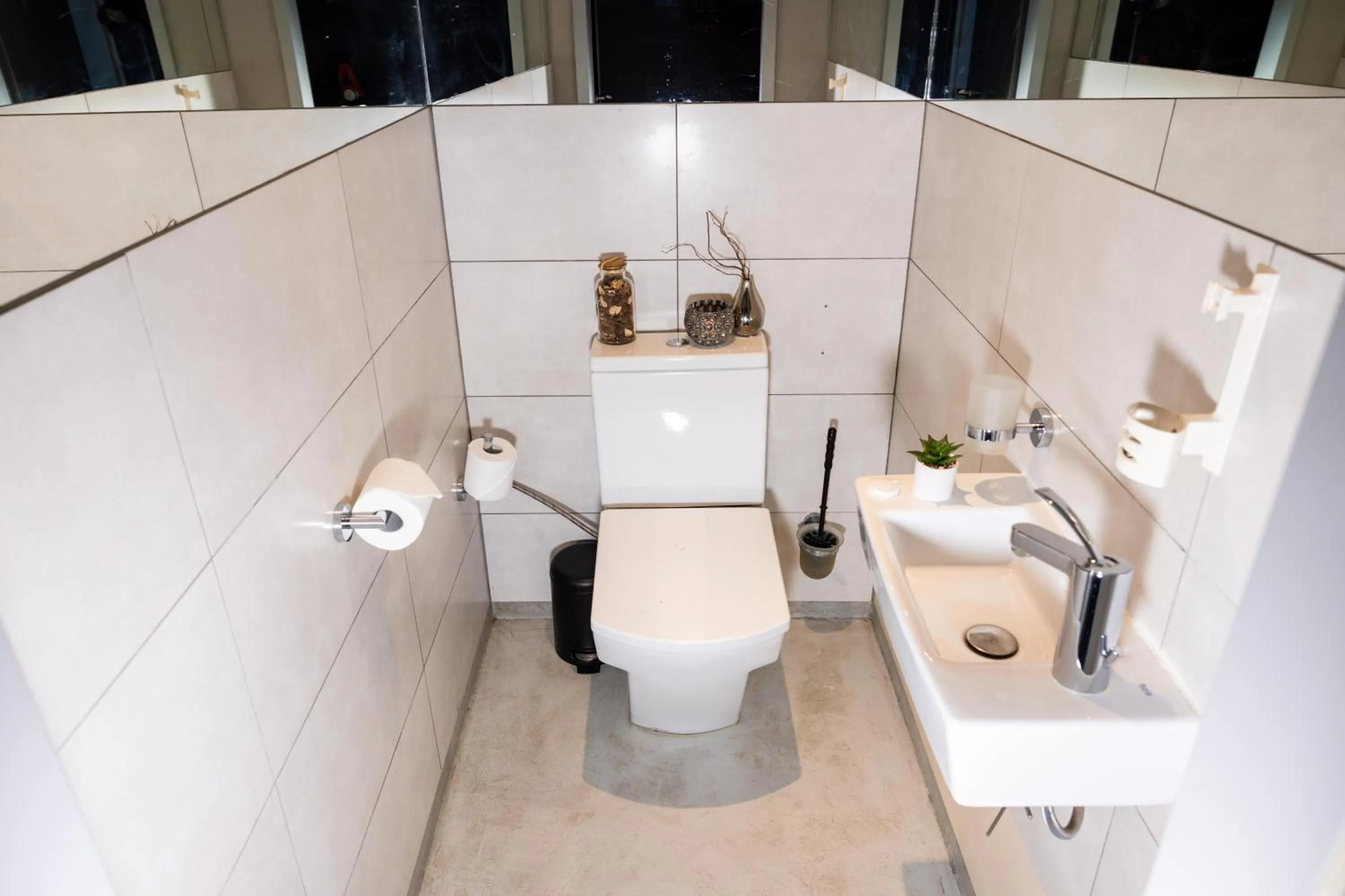 Toilet in Botel Marina