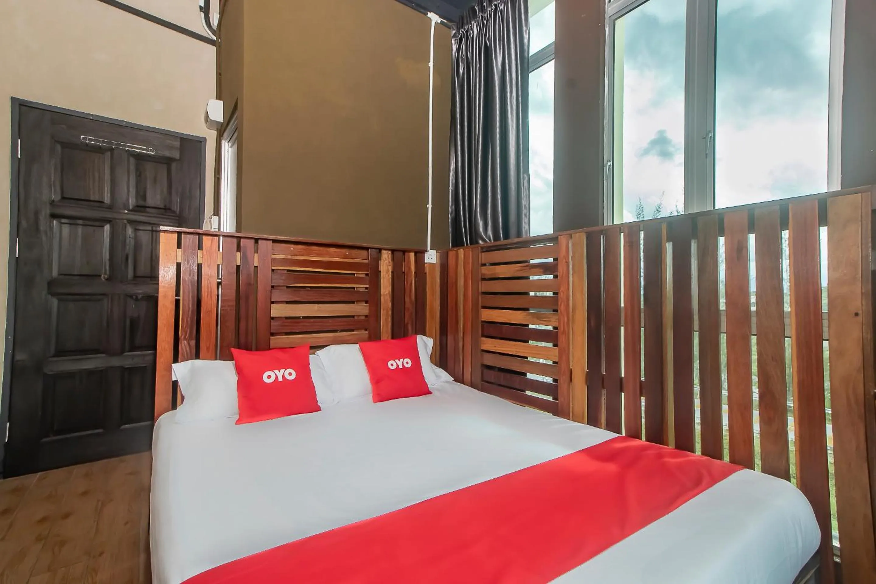 Bedroom, Bed in Hotel O Hi Inn 3